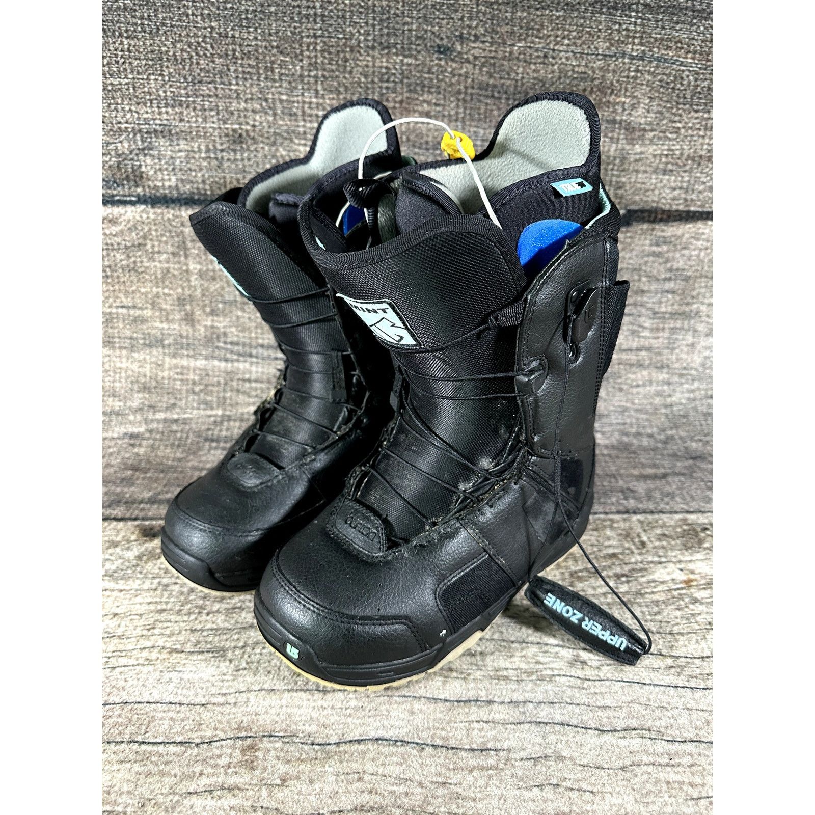 Burton BURTON Mint Boa Snowboard Boots Black Women's Size 6 Size US 6.5 / IT 36.5 - 1 Thumbnail