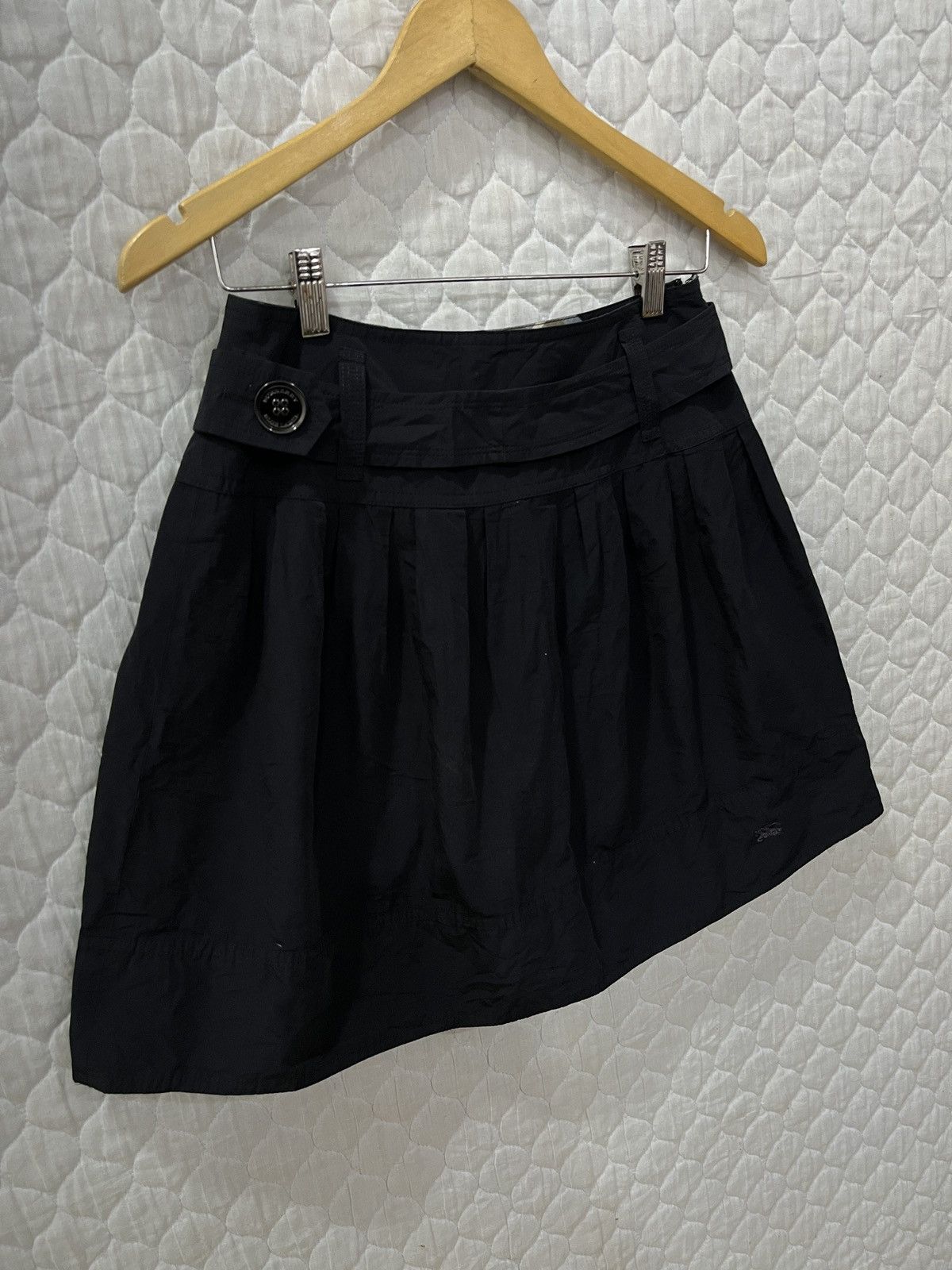 Burberry 🔥🔥🔥STEALS BURBERRY BLUE LABEL BELT SKIRTS Size 26" / US 2 / IT 38 - 3 Thumbnail