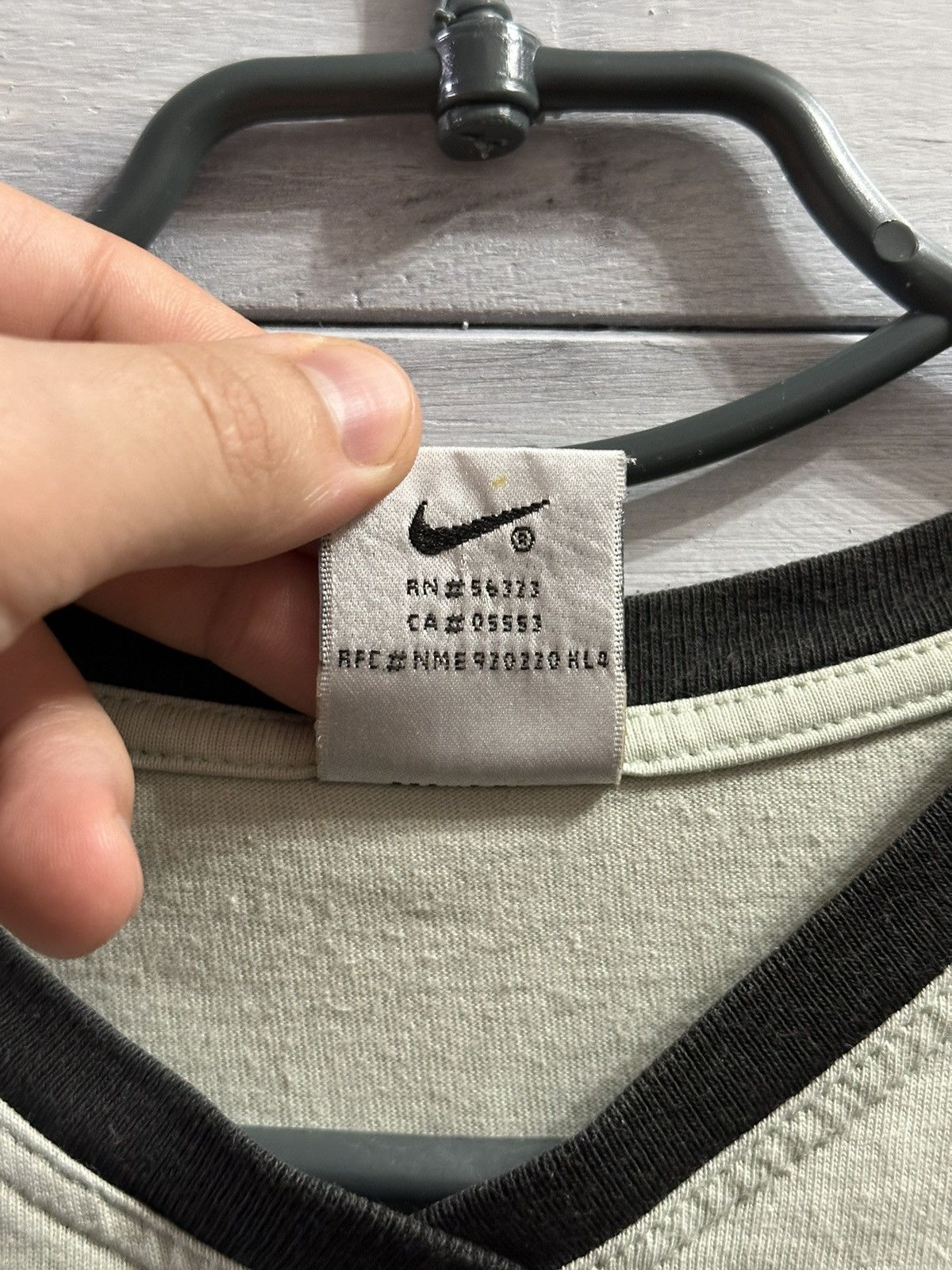 Nike Rare Vintage T-Shirt Nike 90’ Centr Logo Big Swoosh drill Size US XS / EU 42 / 0 - 7 Thumbnail