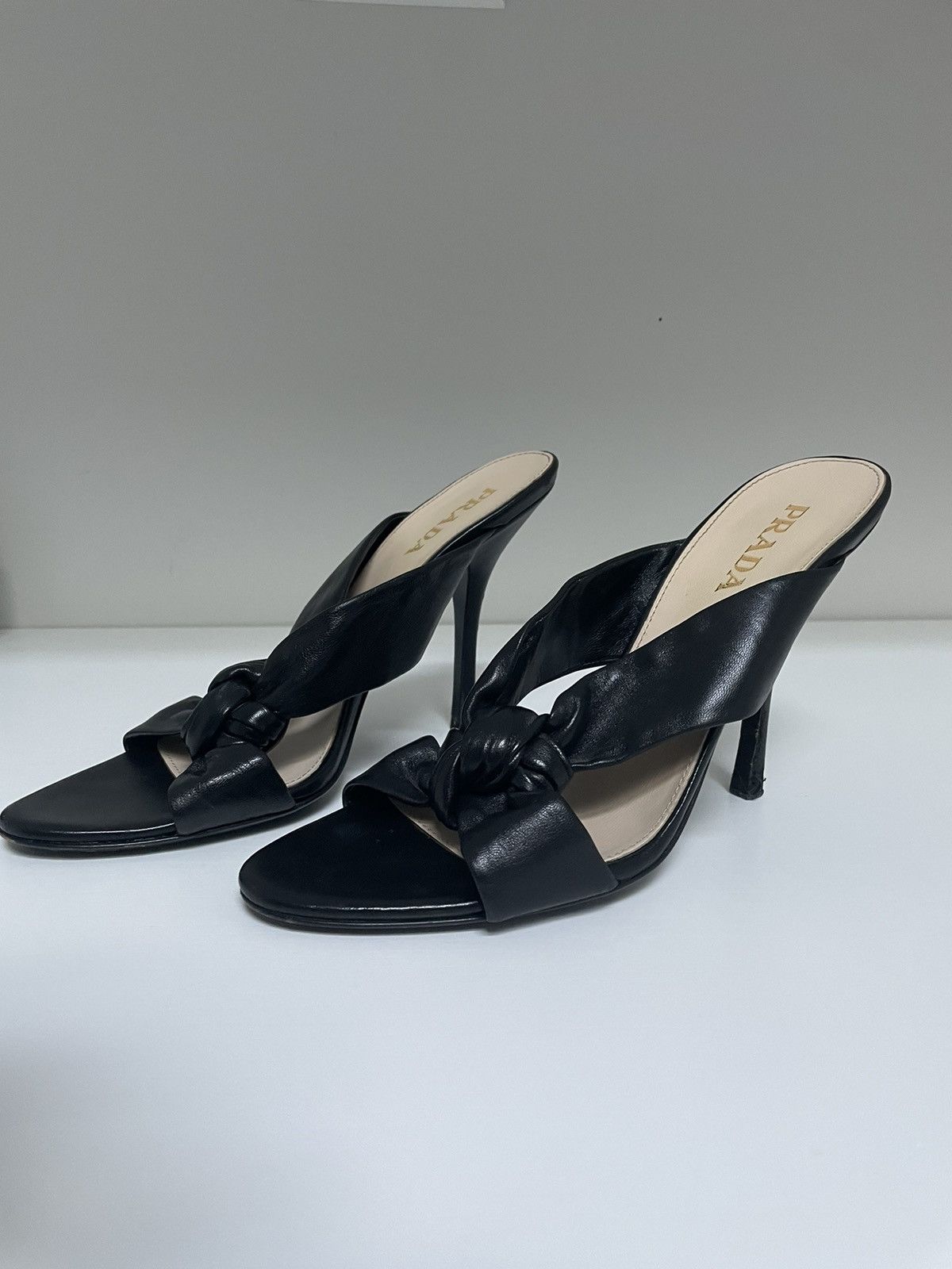 Prada Black soft leather slip-on Prada heels Size US 8.5 / IT 38.5 - 8 Thumbnail
