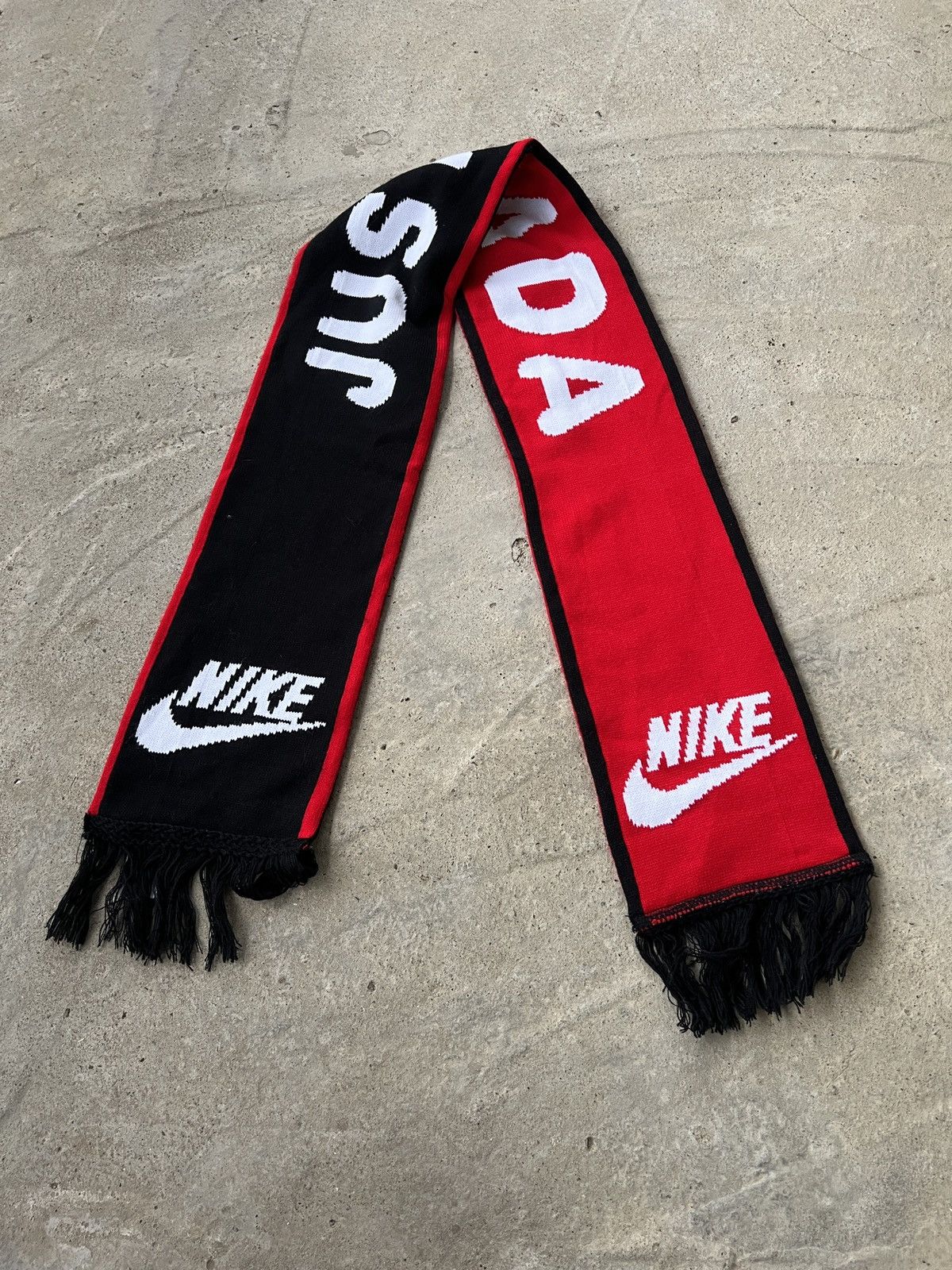 Nike Nike Canada Scarves Size ONE SIZE - 1 Thumbnail