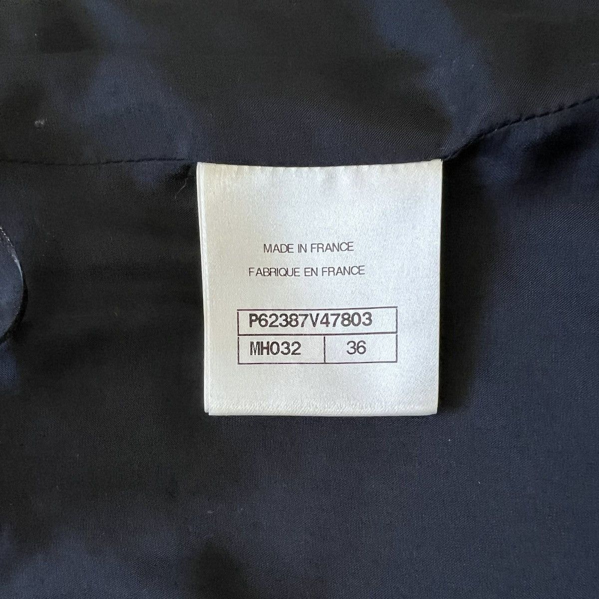 Chanel CHANEL COCO MARK SKIRT WOOL Size 26" / US 2 / IT 38 - 9 Thumbnail