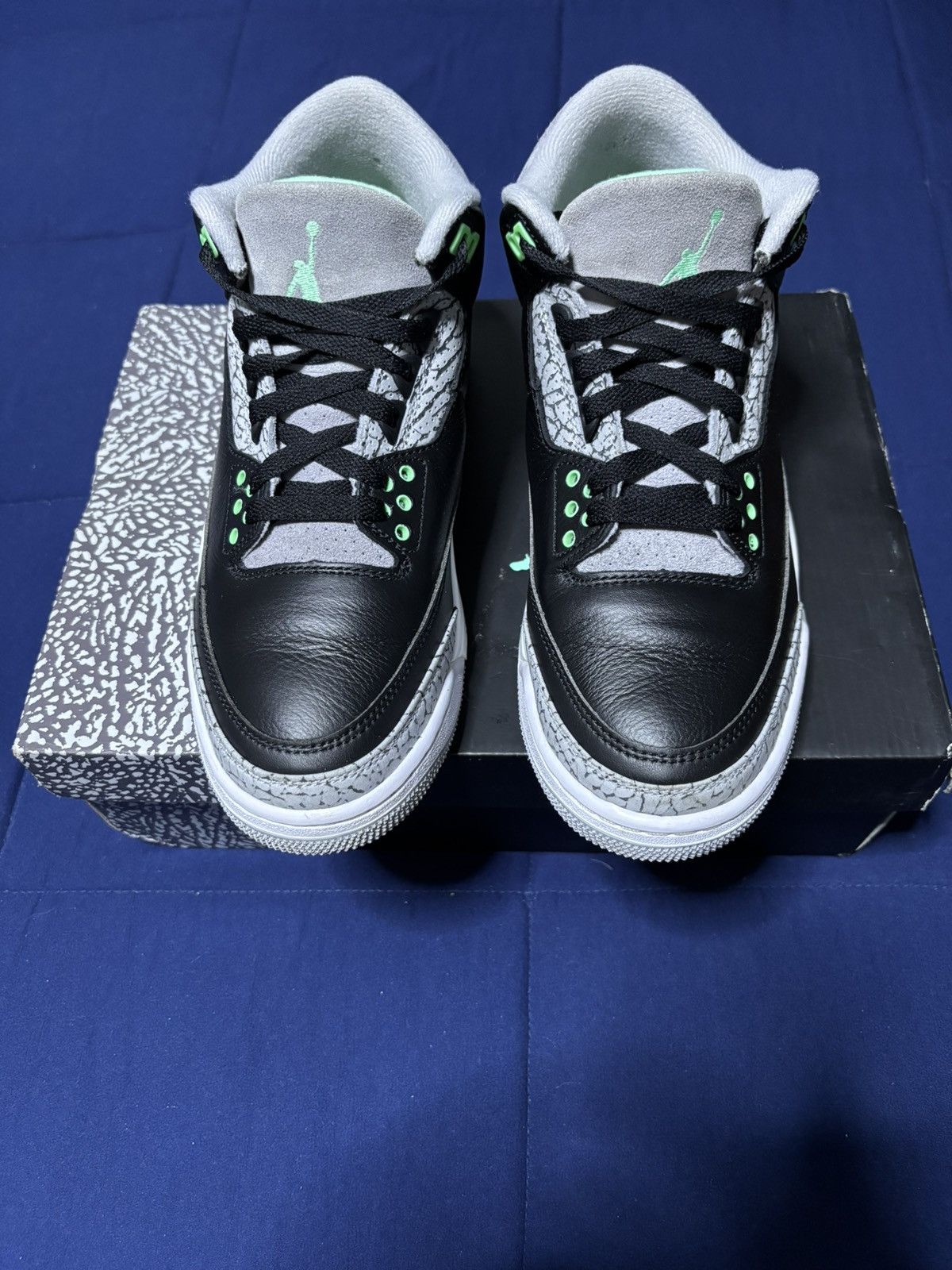 Jordan Brand Jordan 3 Retro Green Glow 2024 Size 8 Size US 8 / EU 41 - 1 Thumbnail