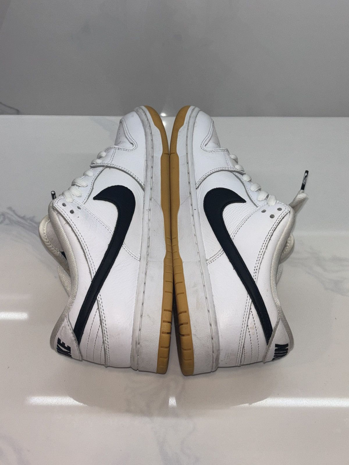 Hypebeast Nike SB Dunk Low Pro Size US 9.5 / EU 42-43 - 6 Thumbnail