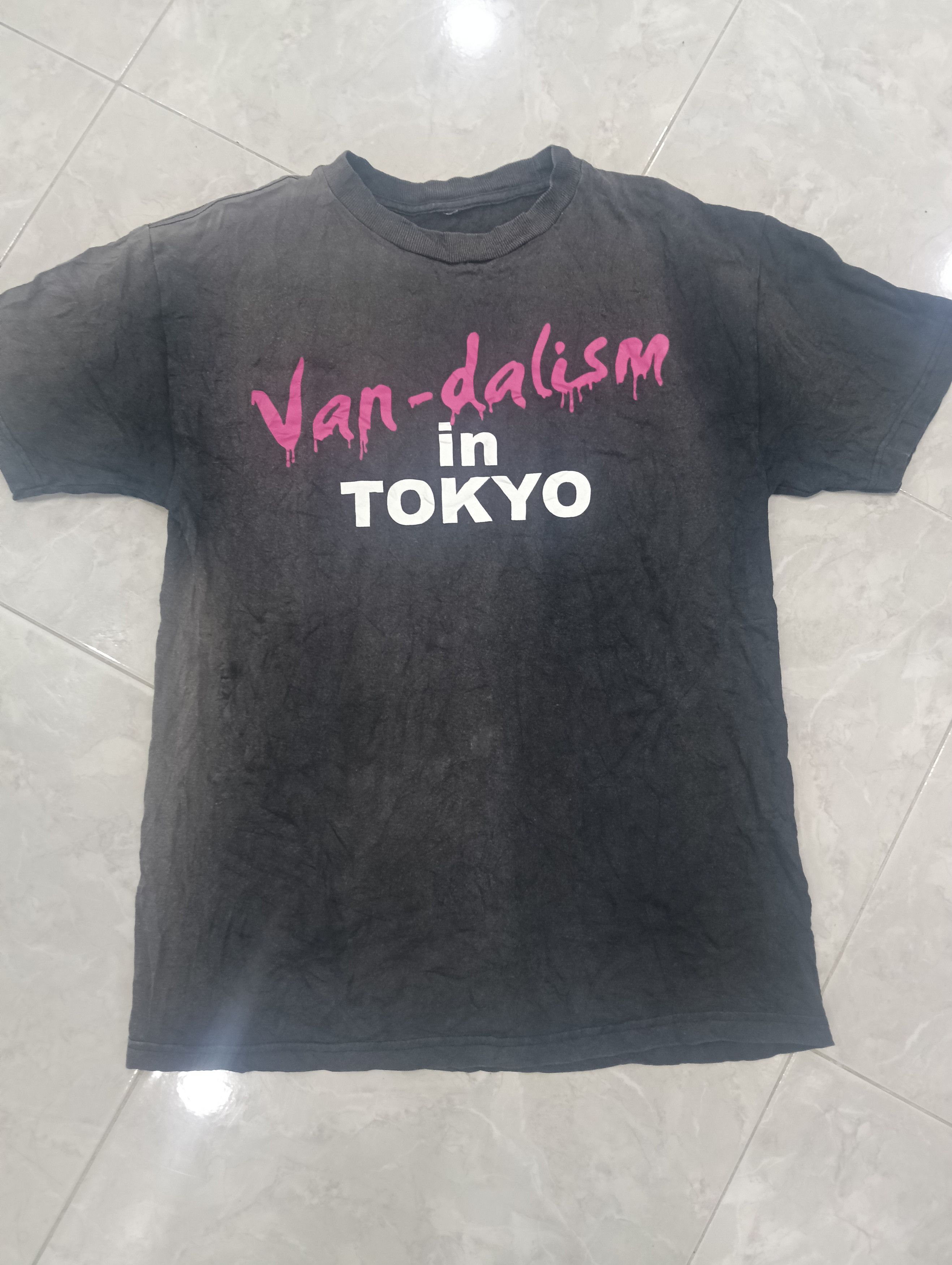 Triumvir Vandalism In Tokyo By Triumvir Japan Brand Size US L / EU 52-54 / 3 - 2 Thumbnail