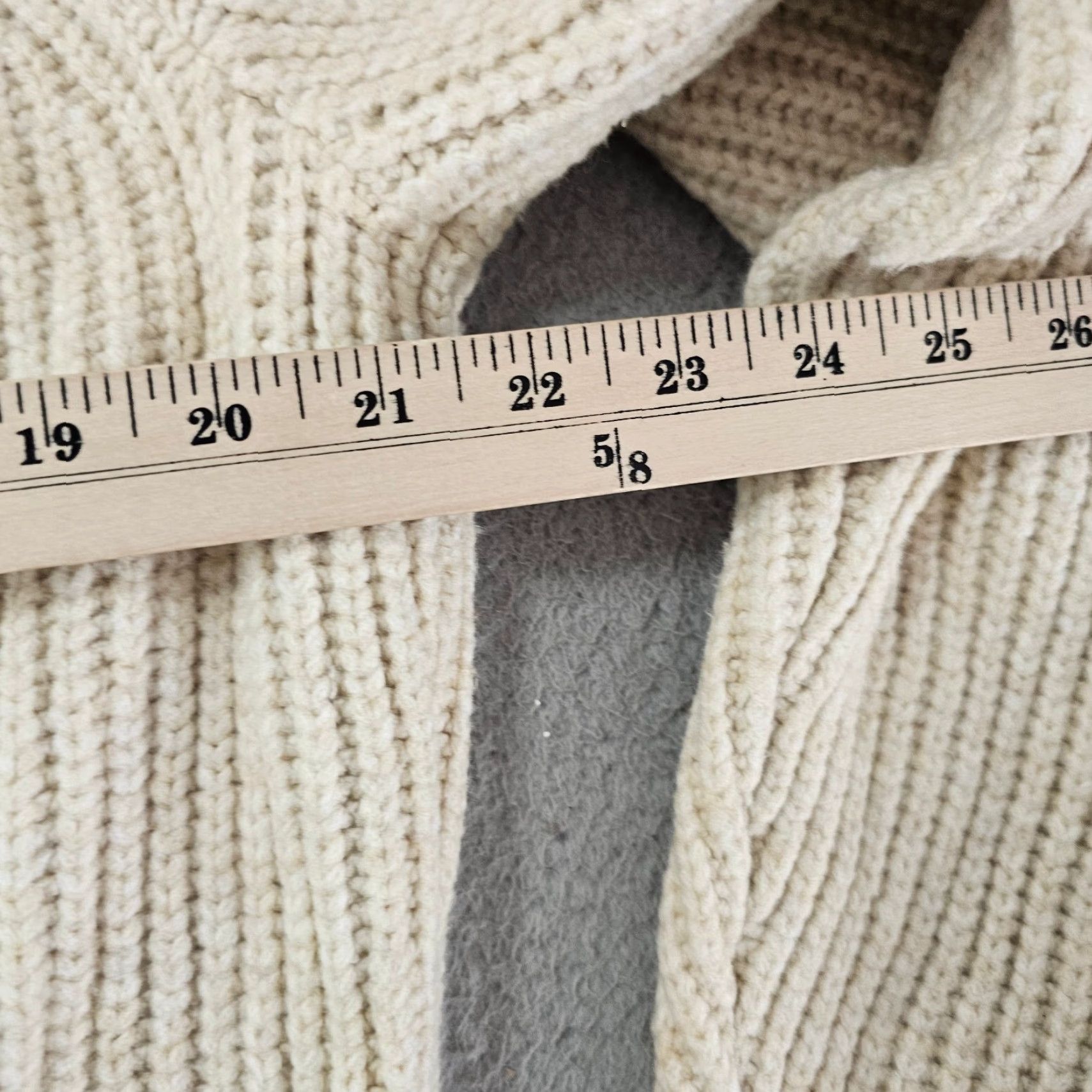Abercrombie & Fitch Abercrombie & Fitch Womens Large Ribbed Boxy Turtle Neck Fisherman Soft Sweater Size L / US 10 / IT 46 - 7 Thumbnail