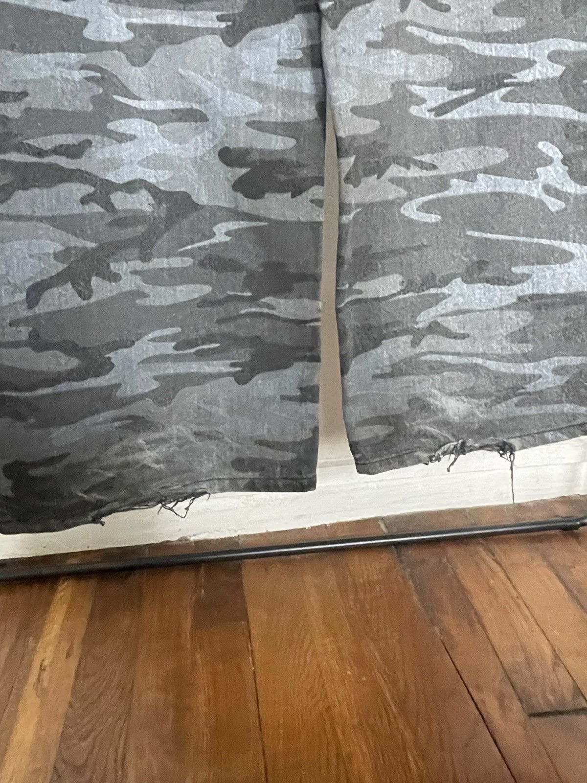 Balenciaga Balenciaga grey camo baggy jeans Size US 32 / EU 48 - 6 Thumbnail