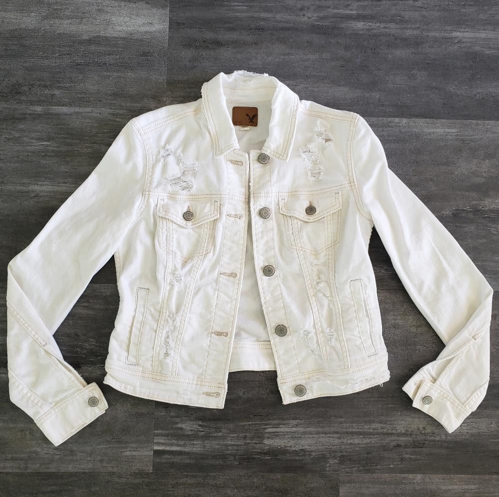Designer White Distressed AEO Denim Jacket Size S / US 4 / IT 40 - 1 Thumbnail