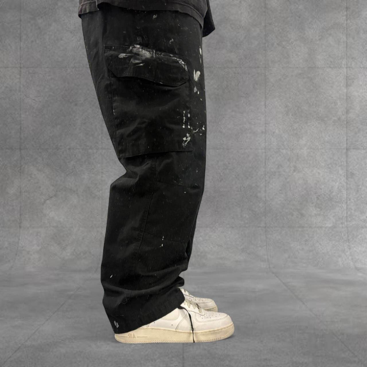 Vintage Crazy Vintage Y2K 2000s Baggy Black Paint Splatter Streetwear Style Grunge Cargo Pants! Size US 36 / EU 52 - 2 Thumbnail