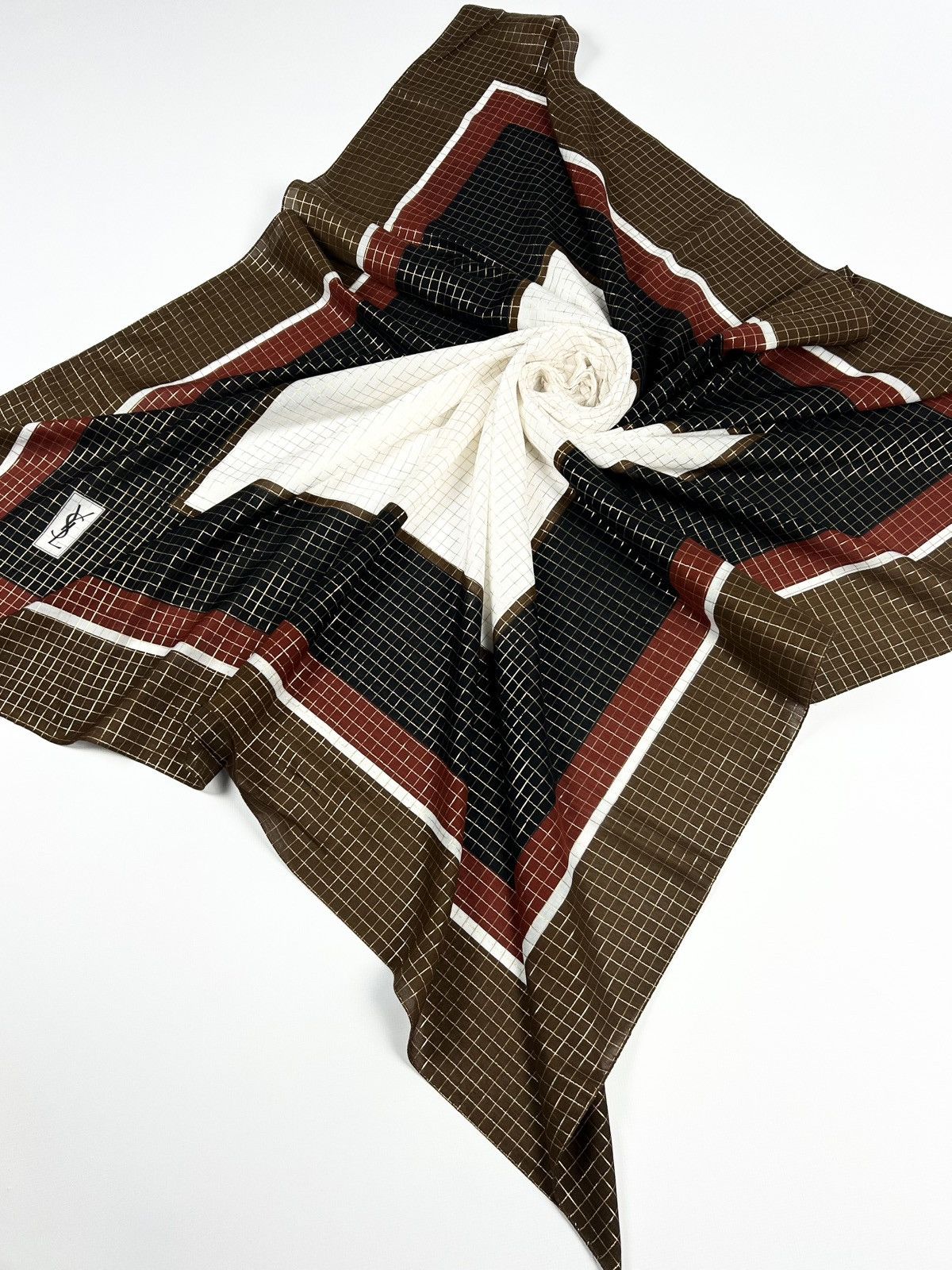 Christian Dior Monsieur × Hermes × Yves Saint Laurent Vintage Yves Saint Laurent handkerchief neckerchief Size ONE SIZE - 1 Thumbnail