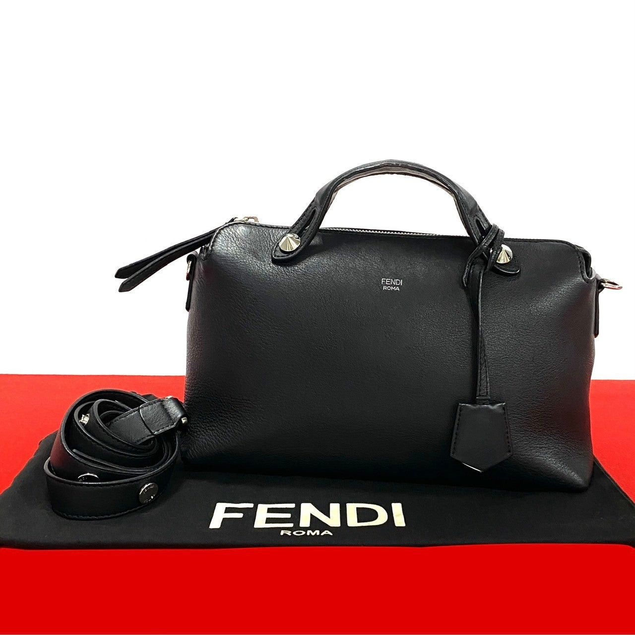 Fendi Fendi Shoulder Bag Black Leather Size ONE SIZE - 1 Thumbnail