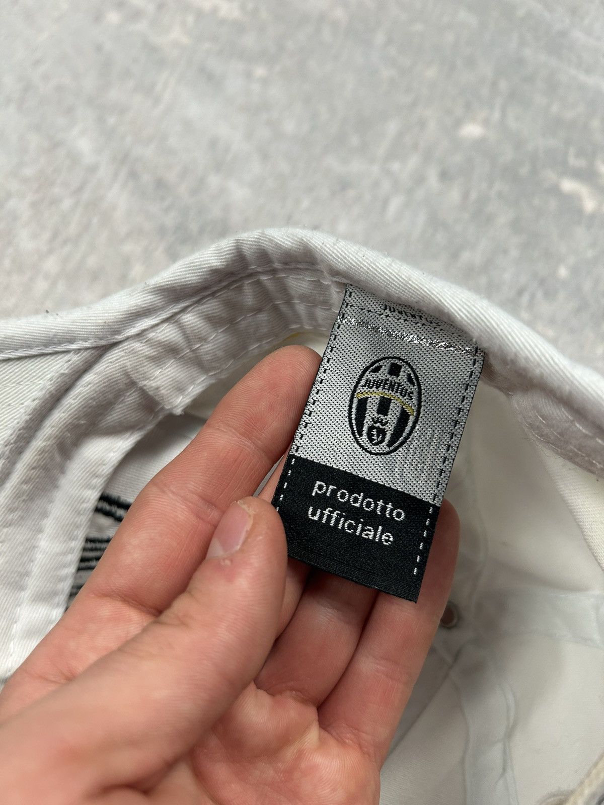 Vintage Vintage Juventus FC Soccer Football Hat Cap Rare 90s Hype Size ONE SIZE - 4 Thumbnail