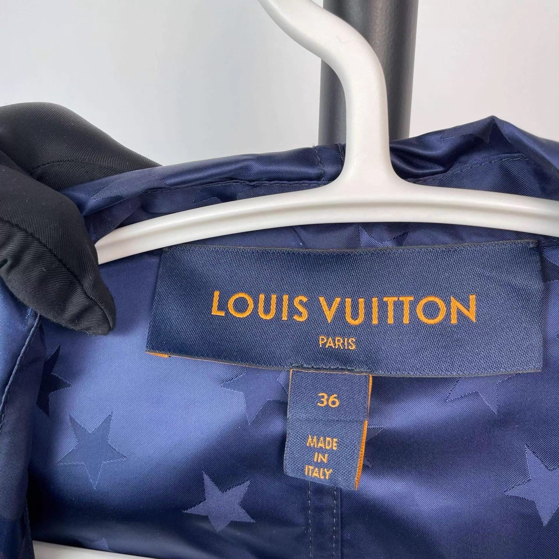Louis Vuitton Louis Vuitton blue star print long parka 36 Size XS / US 0-2 / IT 36-38 - 2 Thumbnail
