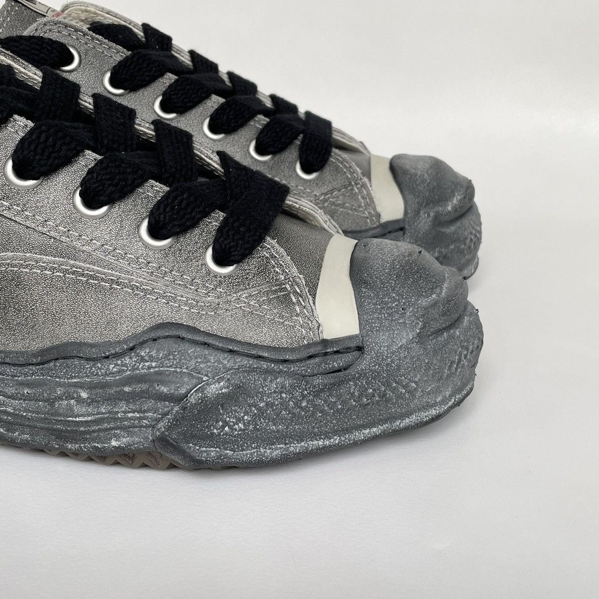 Maison MIHARA YASUHIRO Black Vintage Leather ‘Peterson’ Sneakers Size US 9 / EU 42 - 3 Thumbnail