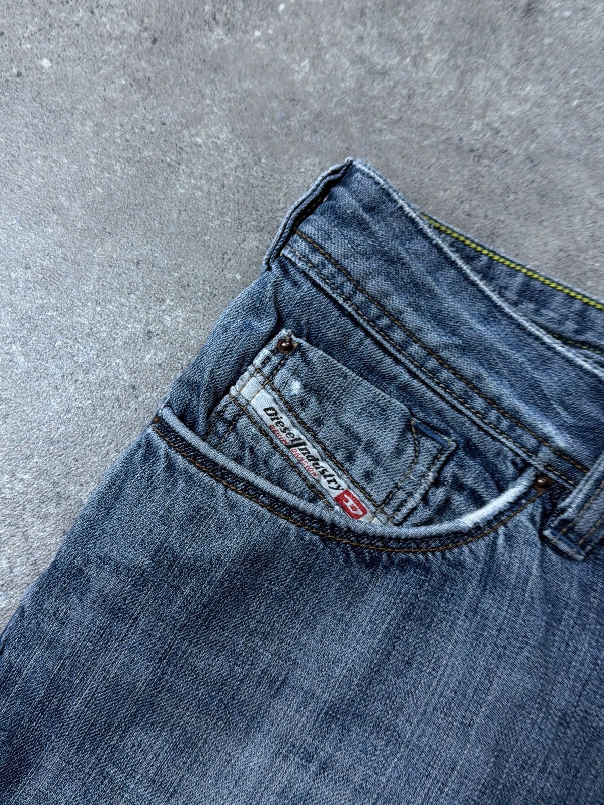 Diesel Vintage Flared Diesel Wash Denim Distressed Pants Japan Y2k Size US 35 - 5 Thumbnail