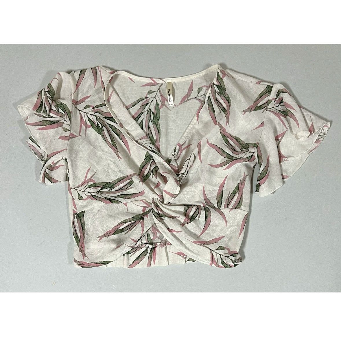 Japanese Brand Beige Palm Tree Twist-Front Shirt Crop Top Blouse Size S 🌸✨ Size S / US 4 / IT 40 - 2 Thumbnail