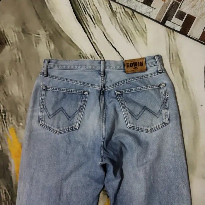 Edwin × Vintage EDWIN VINTAGE DISTRESSED LIGHT BLUE JEANS PANTS Size US 33 - 8 Thumbnail