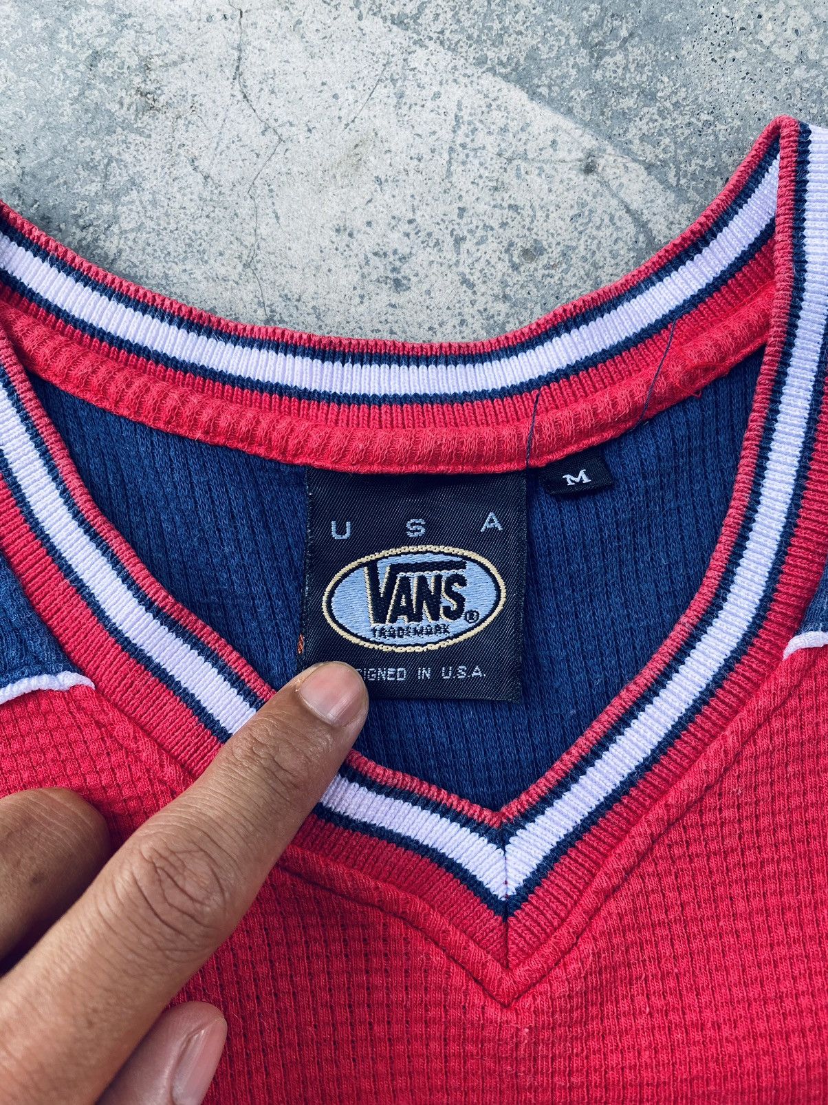 Vans Vintage Vans Skateboards V-Neck Threlmal Tees Size US M / EU 48-50 / 2 - 5 Thumbnail