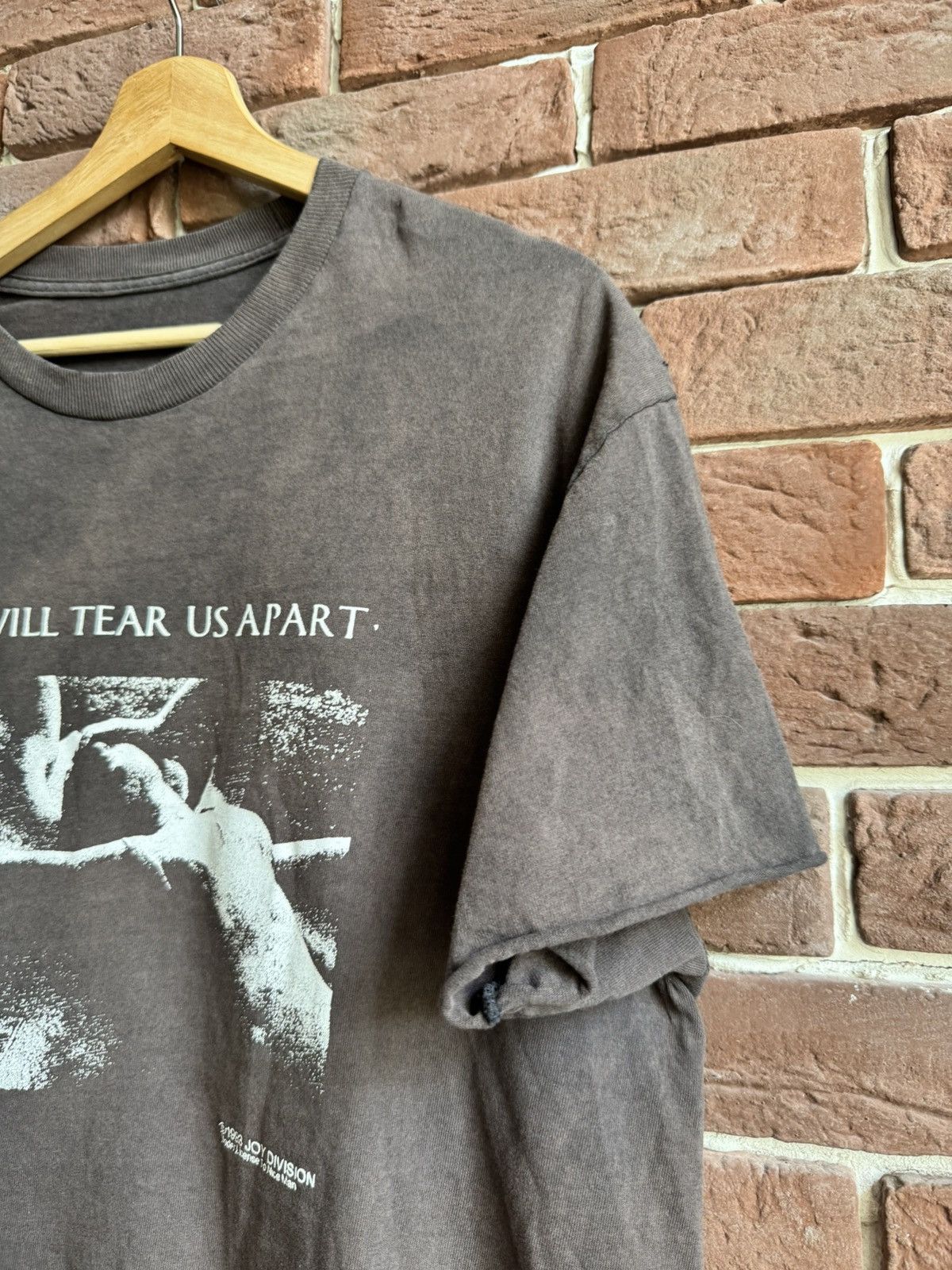 Band Tees Vintage 90s JOY DIVISION Love Will Tear Us Apart Cut Off Tee Size US M / EU 48-50 / 2 - 3 Thumbnail