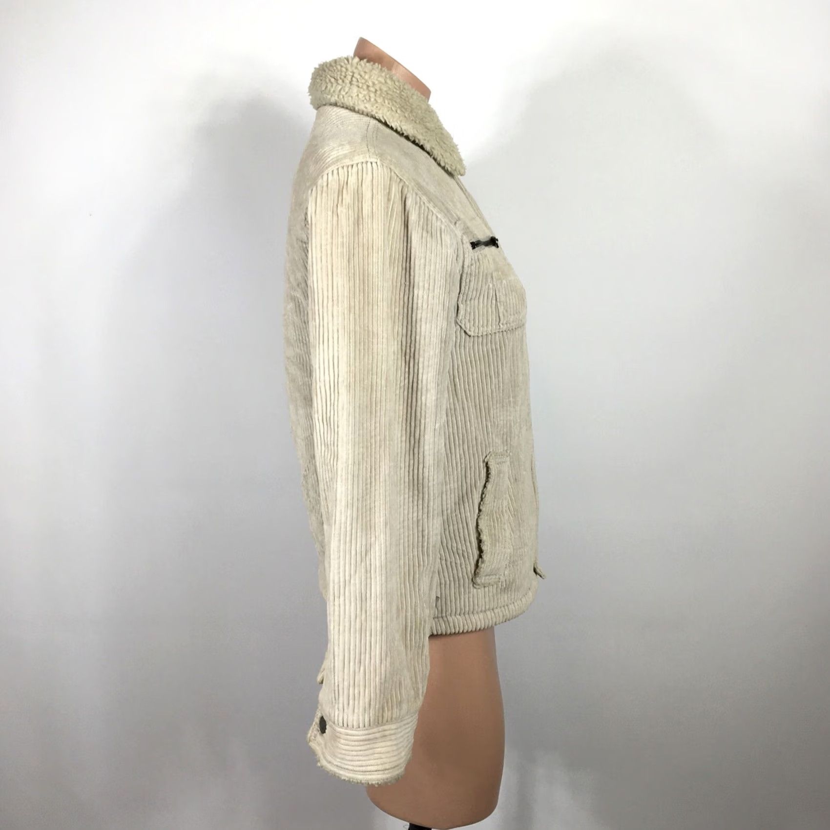 Quiksilver VINTAGE Quiksilver Jacket 10 Cotton Corduroy Sherpa Lining Beige Women Short Sleeve Button Down Collared Fall Winter Spring Regular Mens Womens Size L / US 10 / IT 46 - 5 Thumbnail