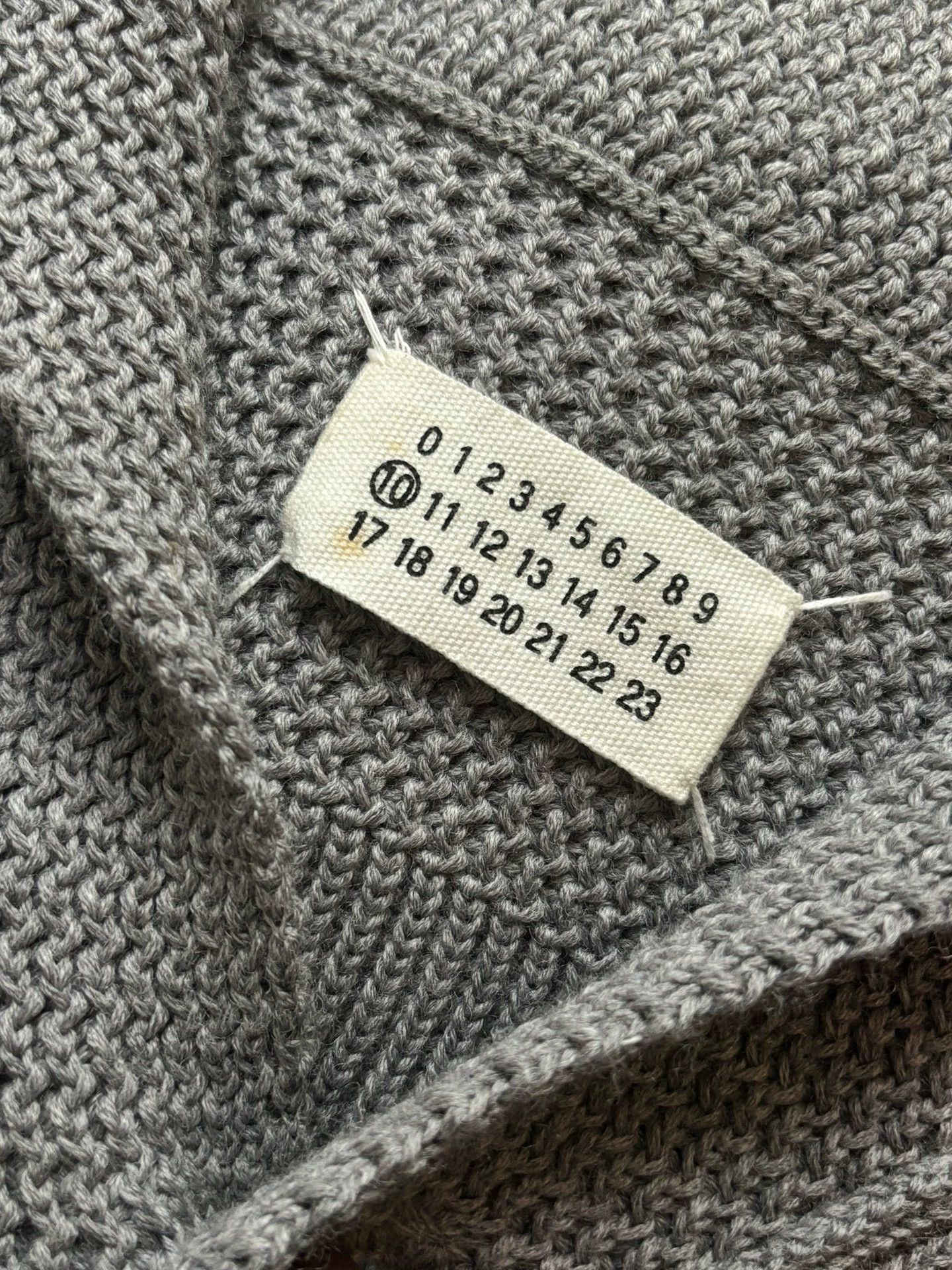 Maison Margiela MM AW2002 10 Men's HD Heavyweight Grandad-Collar Sweater L Size US L / EU 52-54 / 3 - 8 Thumbnail
