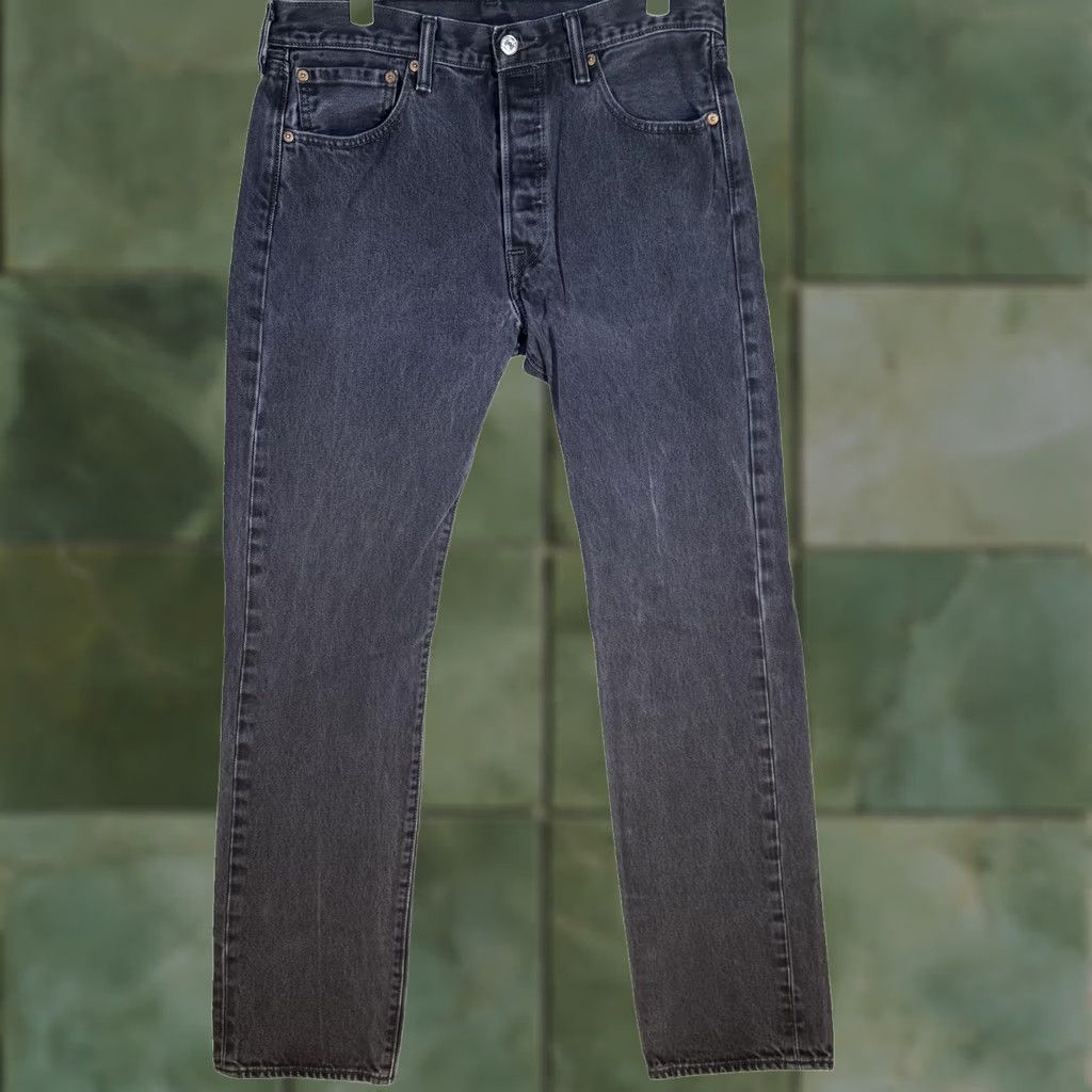 Levi's VINTAGE Levis 501 Jeans Mens 33x34 Black Button Fly Straight Leg Denim Button Fly Size US 33 - 1 Thumbnail