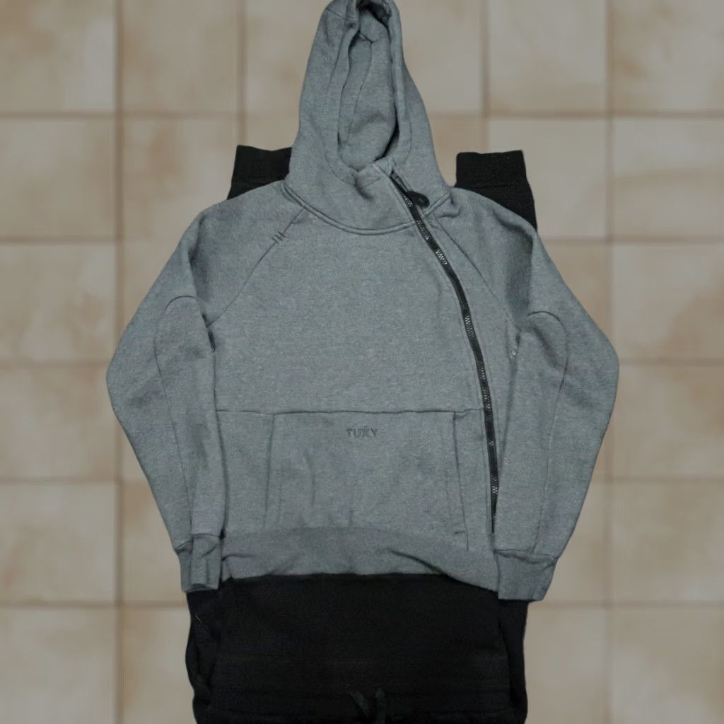 Vintage Tuxy Suit Mens Medium Gray Black One Piece Zip Up Hoodie Sweatsuit Jumpsuit Activewear Size US M / EU 48-50 / 2 - 1 Thumbnail