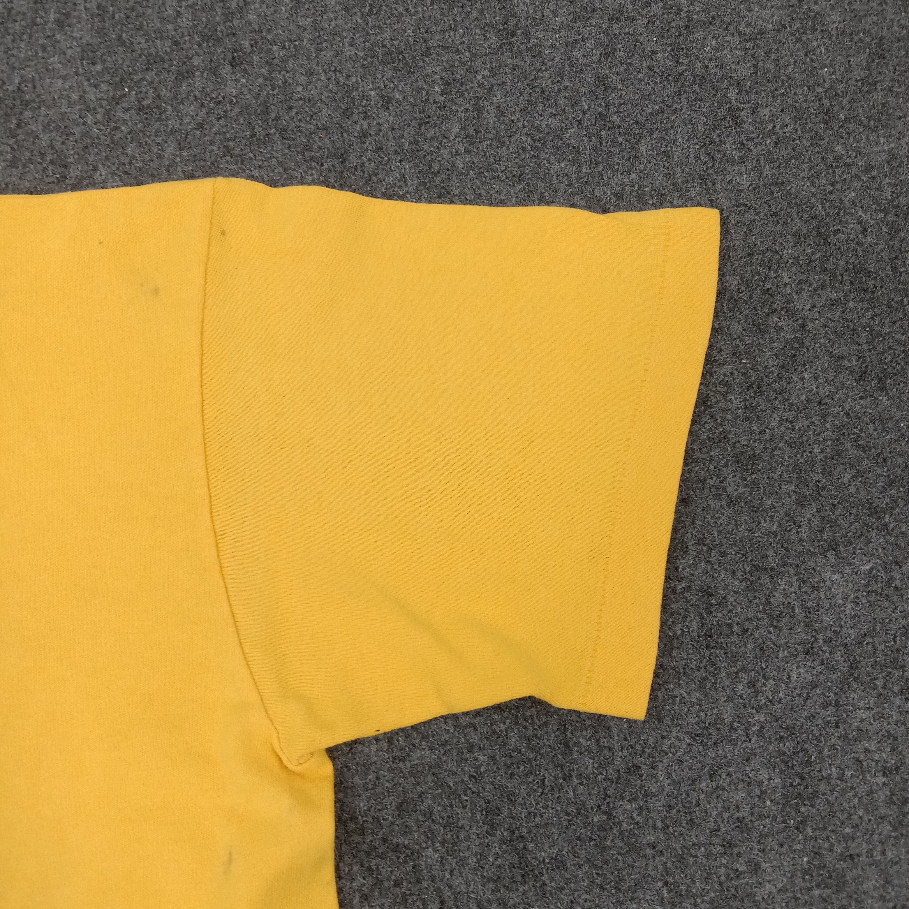Vans × Vintage Vans Off The Wall U.S.A Streetwear Tshirt Size US M / EU 48-50 / 2 - 6 Thumbnail