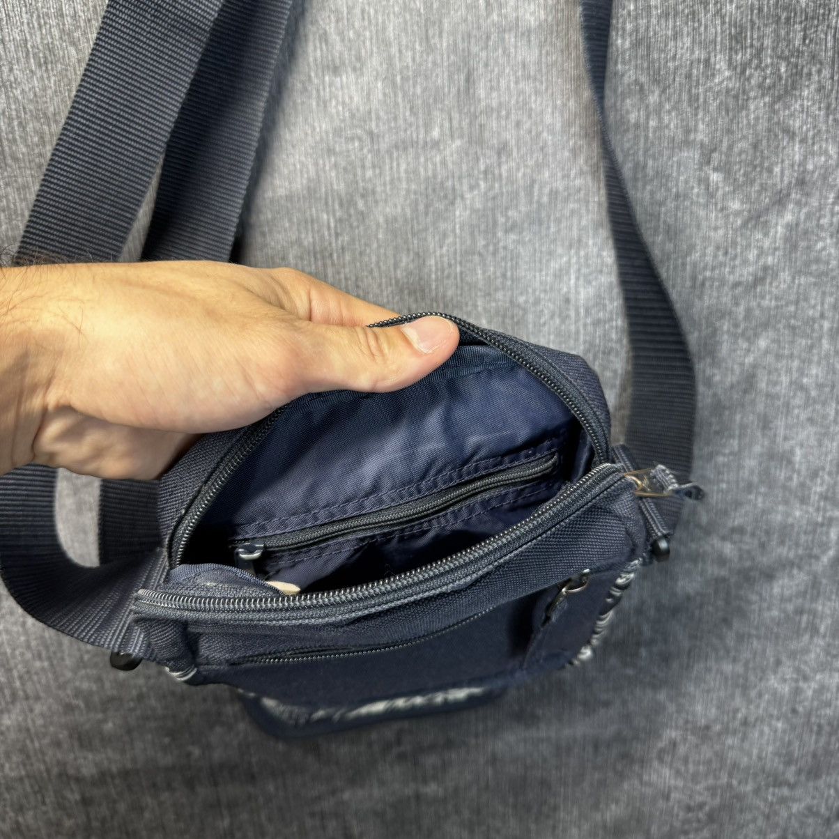 Quiksilver Vintage Y2K QUIKSILVER Messenger Bag Size ONE SIZE - 6 Thumbnail