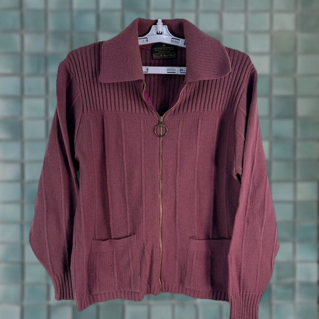 Sears VINTAGE Sears The Men's Store Cardigan 100% Virgin Orlon Acrylic SZ M Mauve Green Letterman Look 1980s Mens Cardigan Size US L / EU 52-54 / 3 - 1 Thumbnail