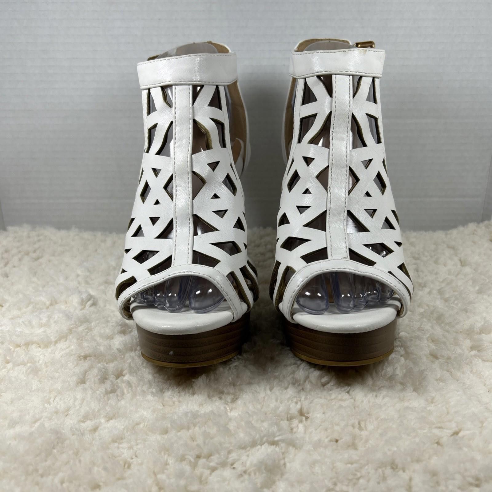 Other TRENDSup Collection Open Toe Sz 7.5 Ankle Strap Heels White Size US 7.5 / IT 37.5 - 4 Thumbnail