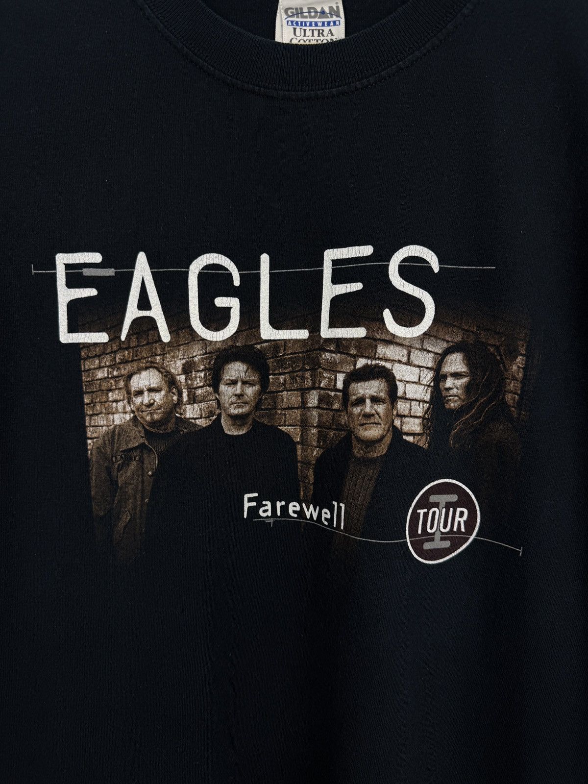 Gildan 🇺🇸 Vintage 2006 Eagles Farewell Tour T-Shirt Country Rock Size US M / EU 48-50 / 2 - 5 Thumbnail