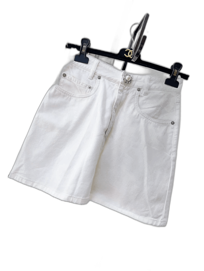 Miu Miu Miu Miu White Denim Shorts with Rhinestone Button Size 36" / US 14 / IT 50 - 1 Thumbnail