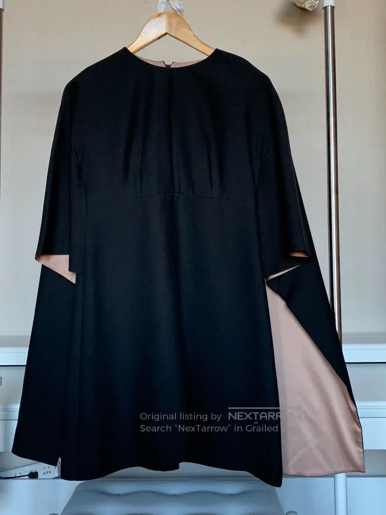 Valentino Valentino Little black dress Size M / US 6-8 / IT 42-44 - 1 Thumbnail