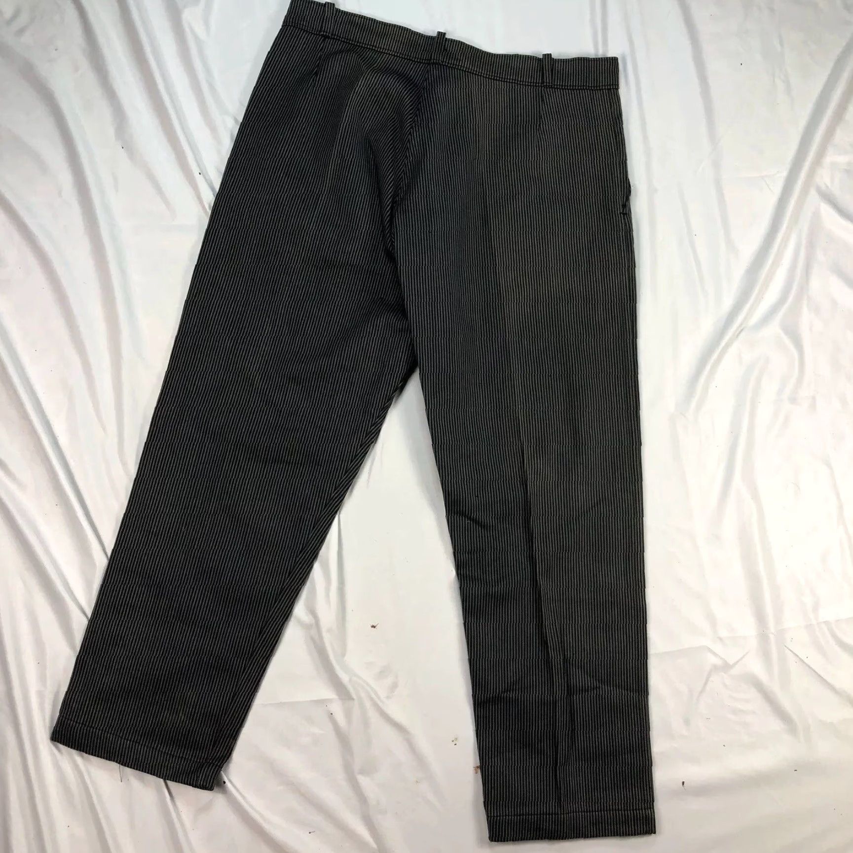 Vintage VINTAGE 1940s Le Francais Pinstripe Work Trousers Deadstock France Trousers 40x32 Mens Size ONE SIZE - 5 Thumbnail
