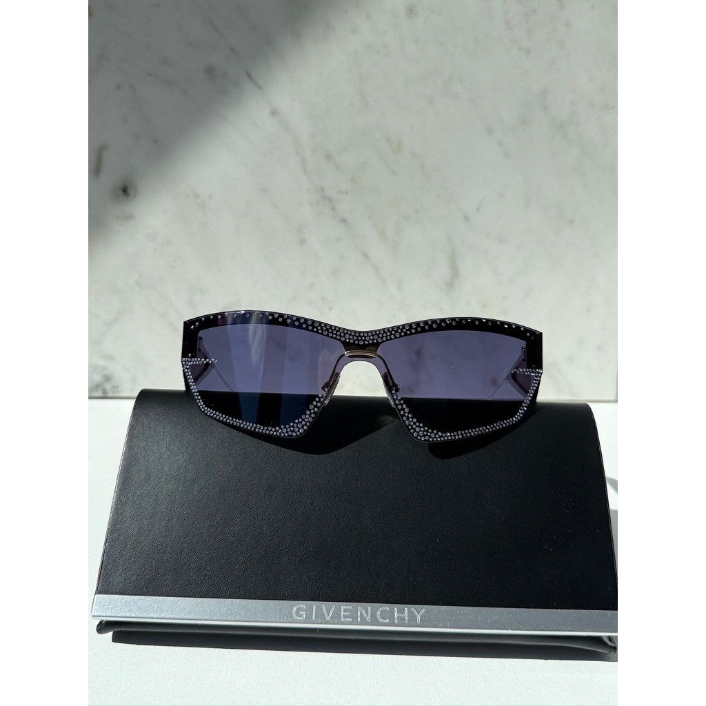 Givenchy Givenchy GV4100US Mask Strass Crystal Blue Sunglasses $1090 Size ONE SIZE - 4 Thumbnail