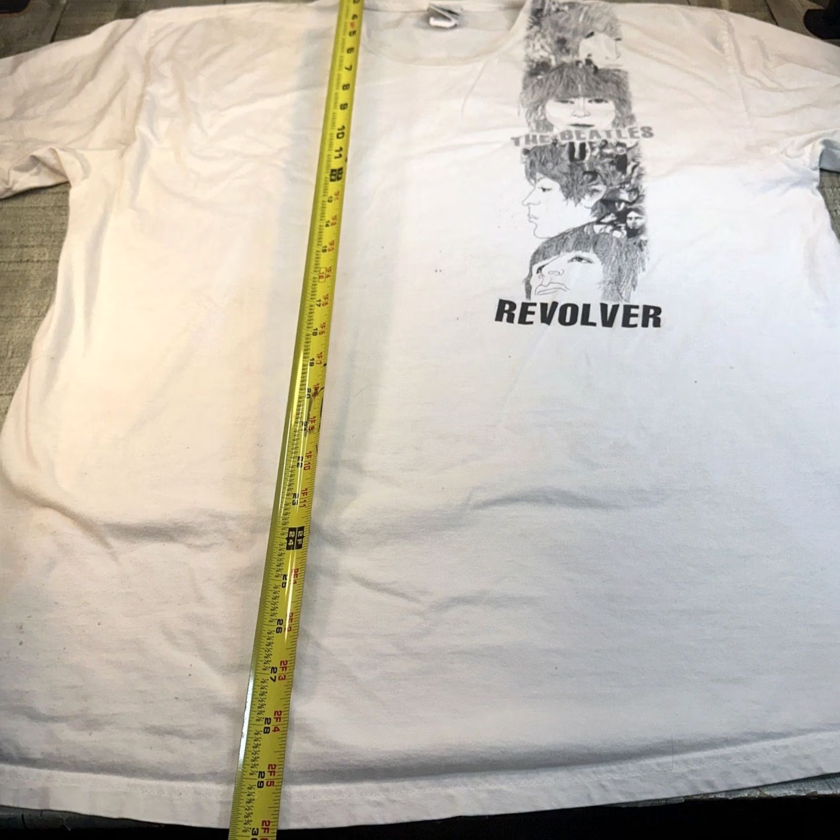 Vintage VINTAGE? The Beatles Revolver Graphic Print Shirt White XXLarge Men 2XL Short Sleeve Cotton T-Shirt #Band Size US XXL / EU 58 / 5 - 5 Thumbnail