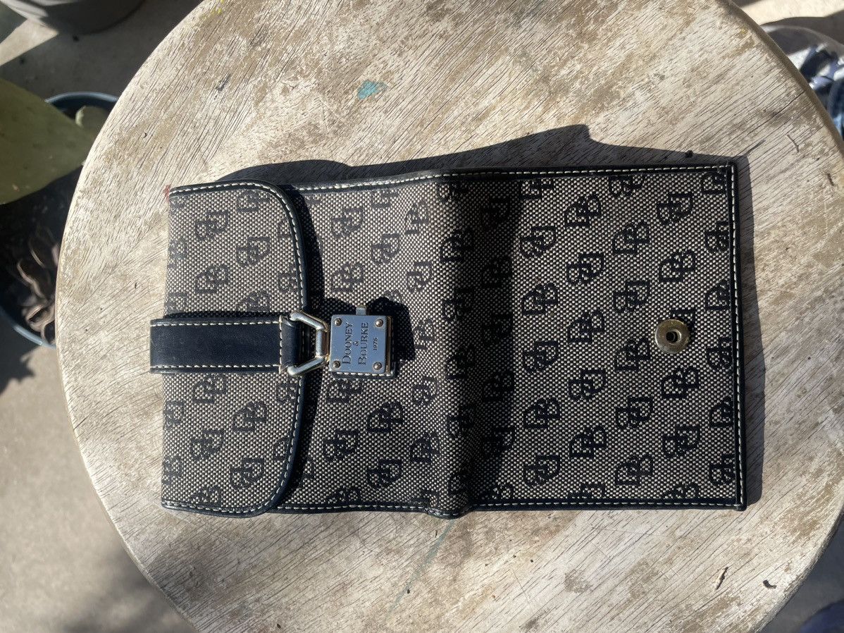 Dooney & Bourke Dooney & Bourke classic black logo wallet Size ONE SIZE - 8 Thumbnail