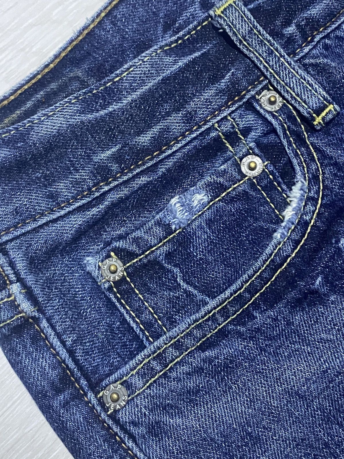 Dapper Dan × Gap Vintage Gap Denim Faded Wash Flare Bootcut Jeans Size US 34 / EU 50 - 11 Thumbnail