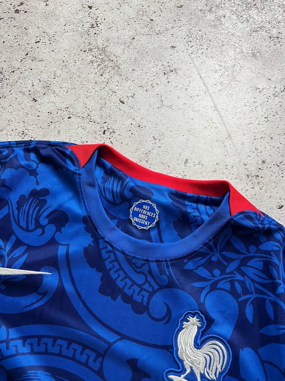 Nike Nike France Jersey Euros 2022 Home Soccer Shirt CV5741-439 Size US S / EU 44-46 / 1 - 4 Thumbnail