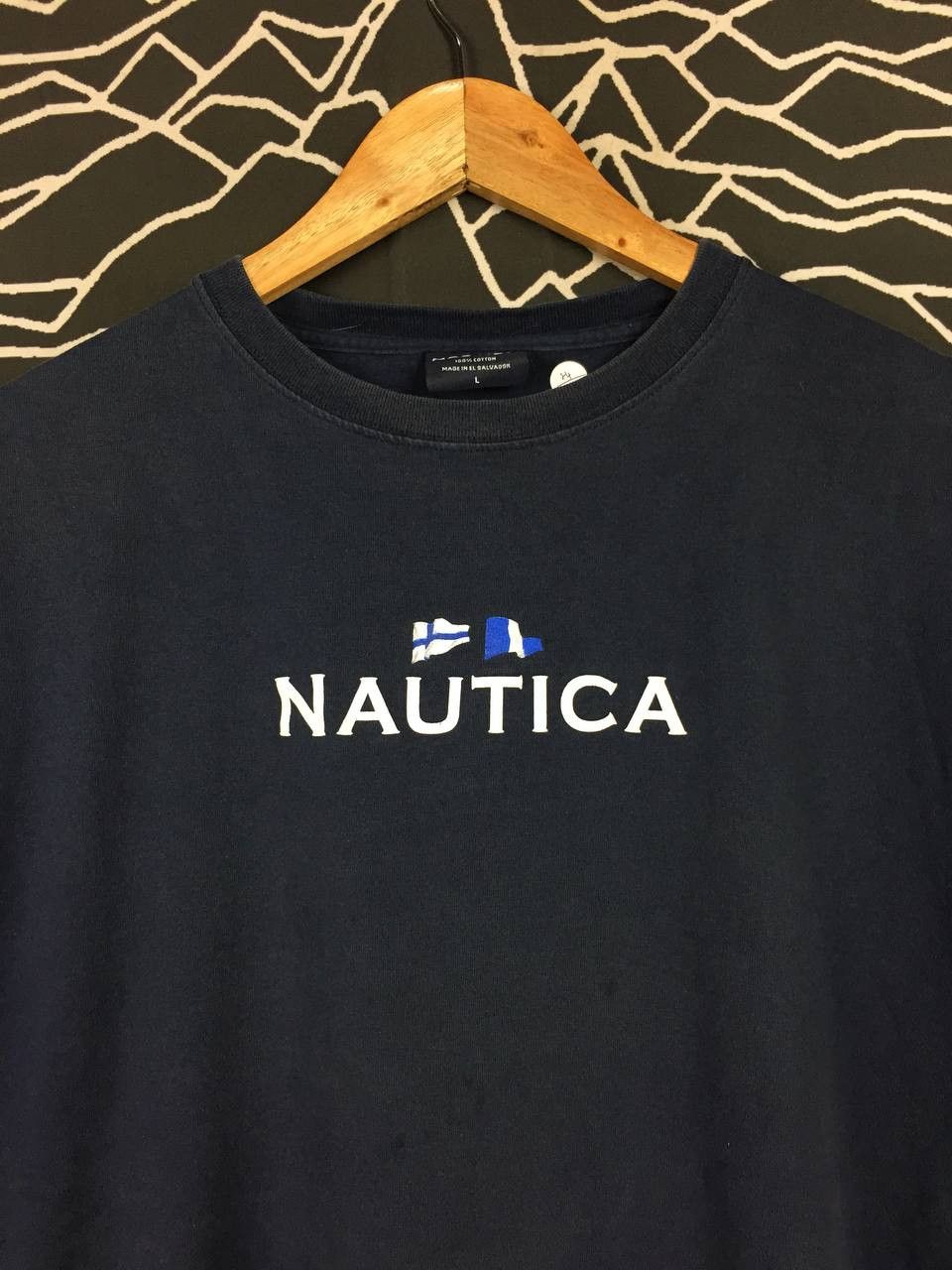 Nautica Vtg Nautica Sailing Flag Big Logo Spell Out Tee Size US L / EU 52-54 / 3 - 3 Thumbnail