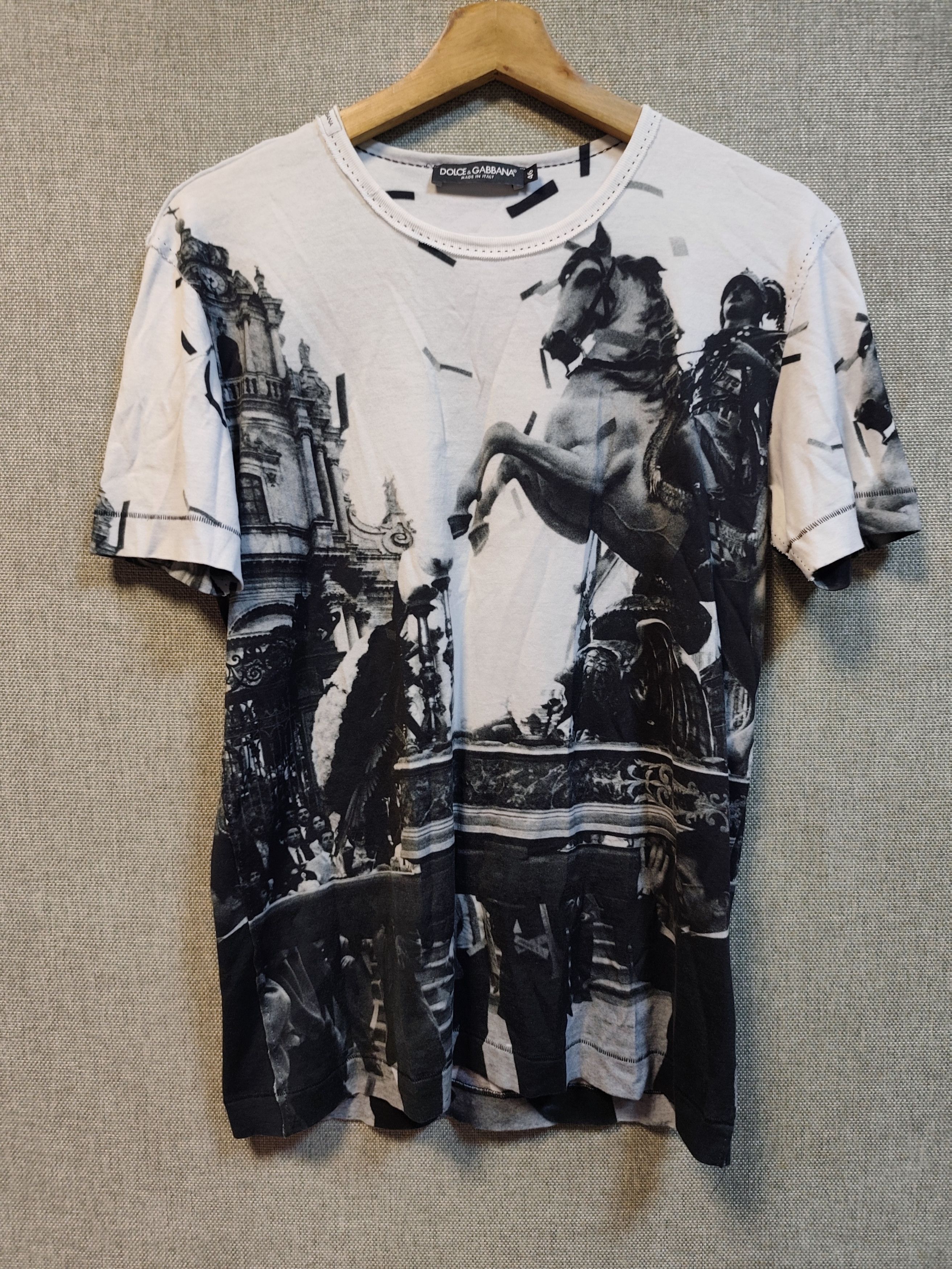 Dolce & Gabbana T Shirt Dolce & Gabbana Photo By Giuseppe Leone Size US S / EU 44-46 / 1 - 1 Thumbnail
