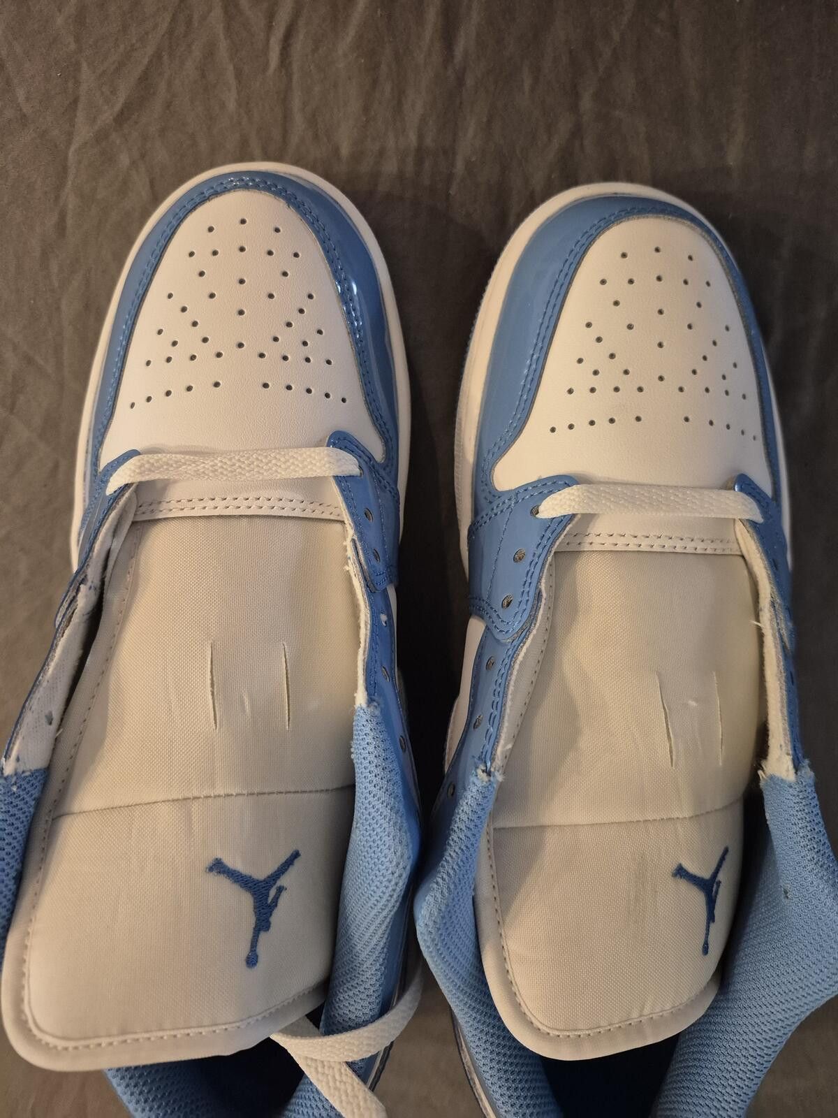 Jordan Brand Air Jordan 1 low unc blue Size 8 M Brand New Size US 8 / EU 41 - 2 Thumbnail
