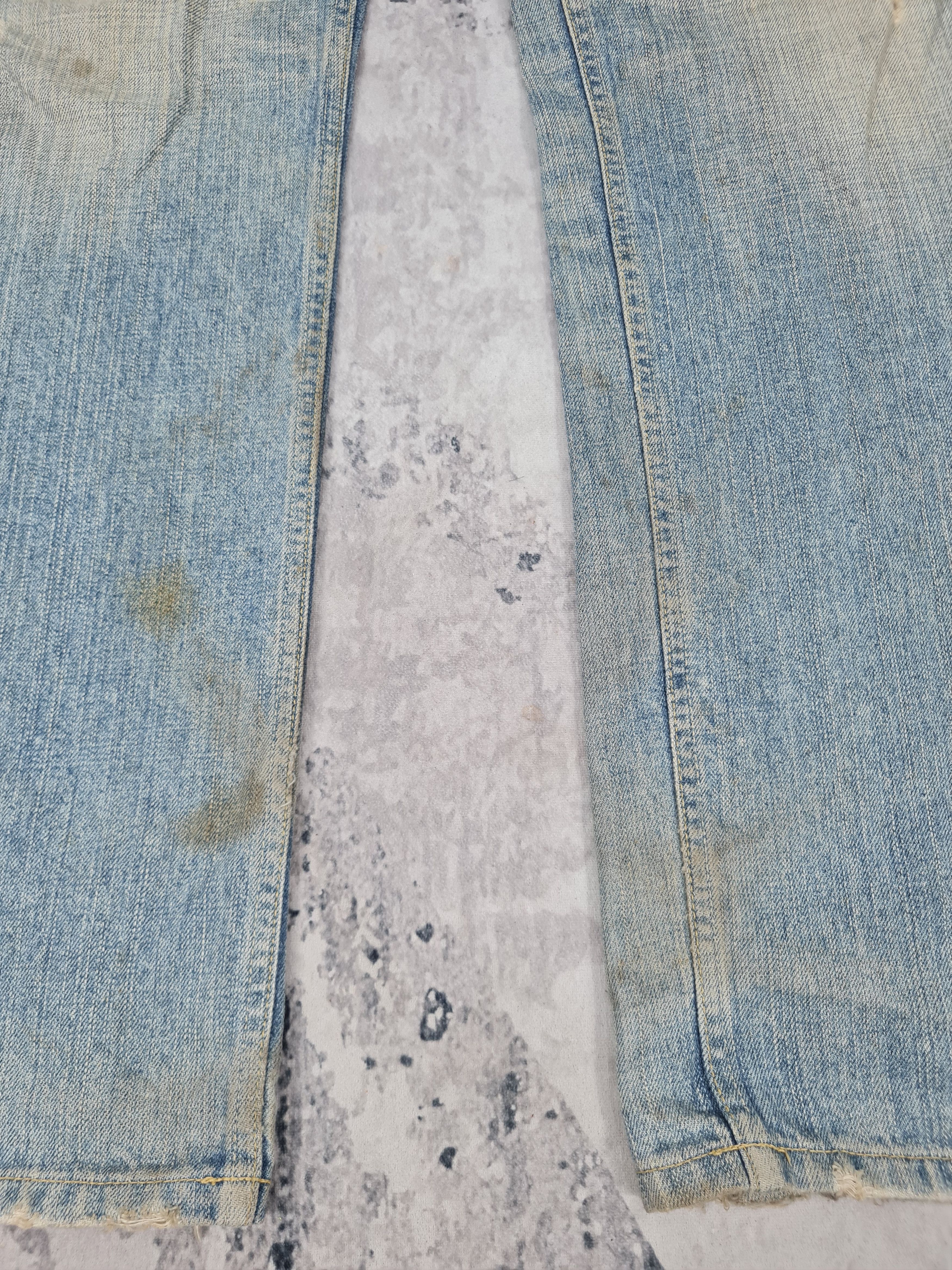 Levi's Vtg LEVIS Single Pocket Ripped Stain Jeans L0350 Size 34X33 Size US 34 / EU 50 - 4 Thumbnail