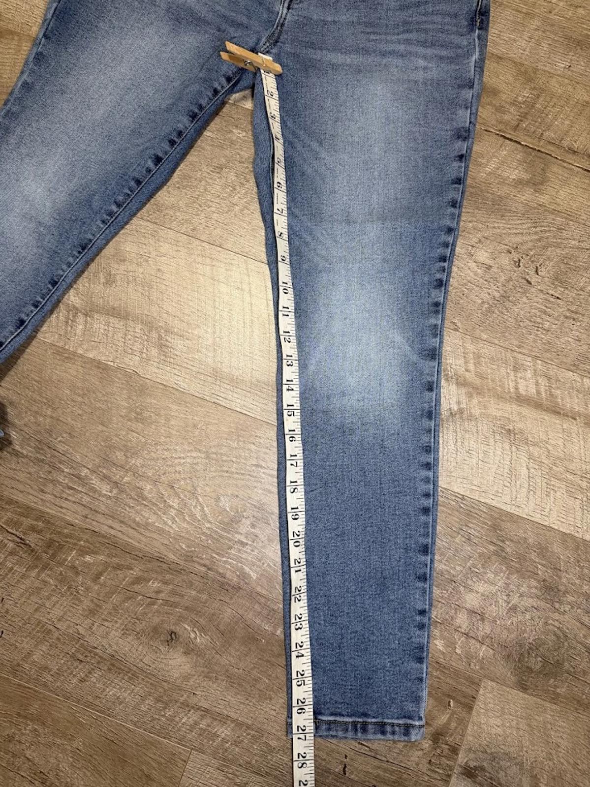 Sonoma Sonoma Goods For Life High Rise Skinny Jeans Size 32" / US 10 / IT 46 - 10 Thumbnail