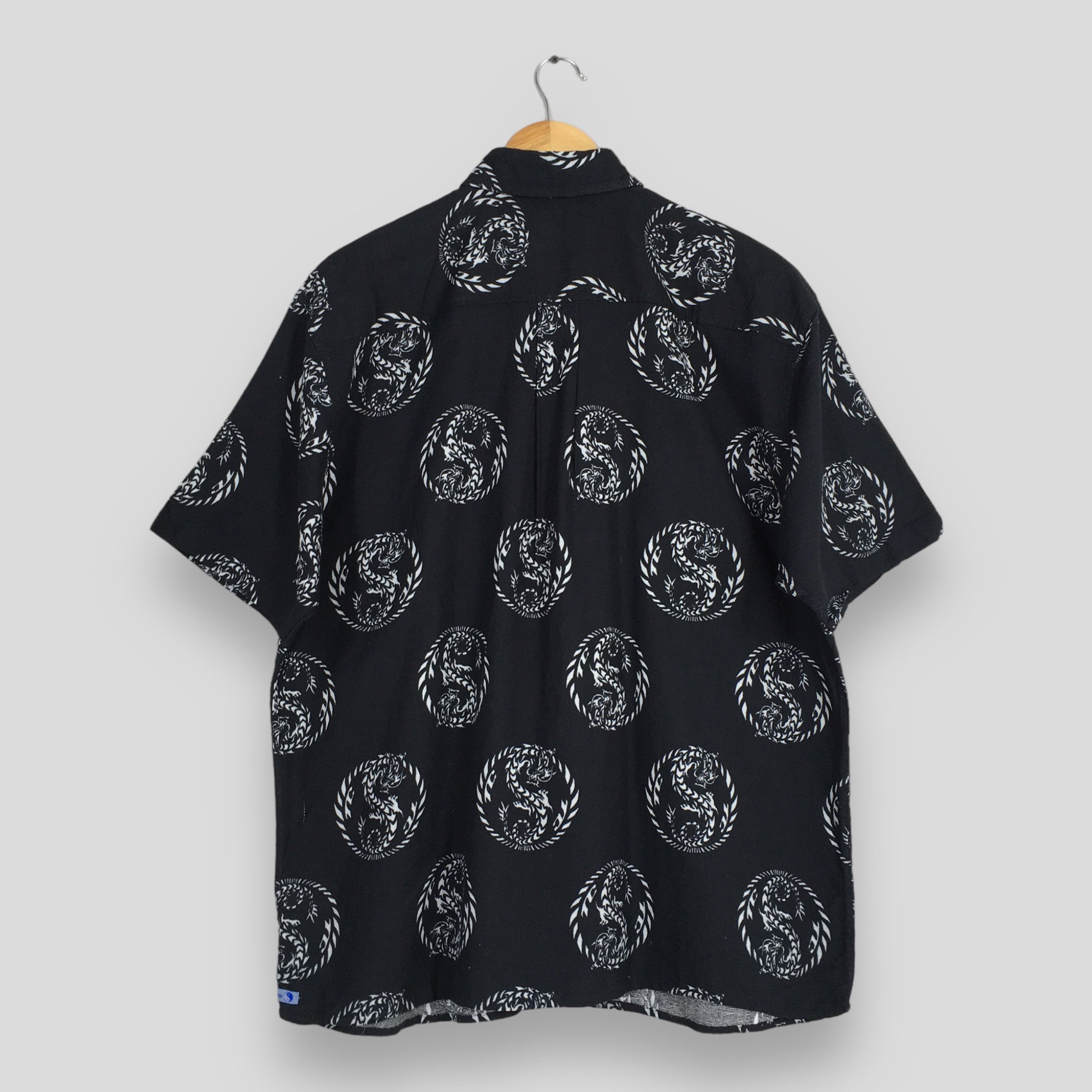 Other Vintage T&C Surf Design Hawaiian Dragon Cotton Shirt Large Size US L / EU 52-54 / 3 - 7 Thumbnail