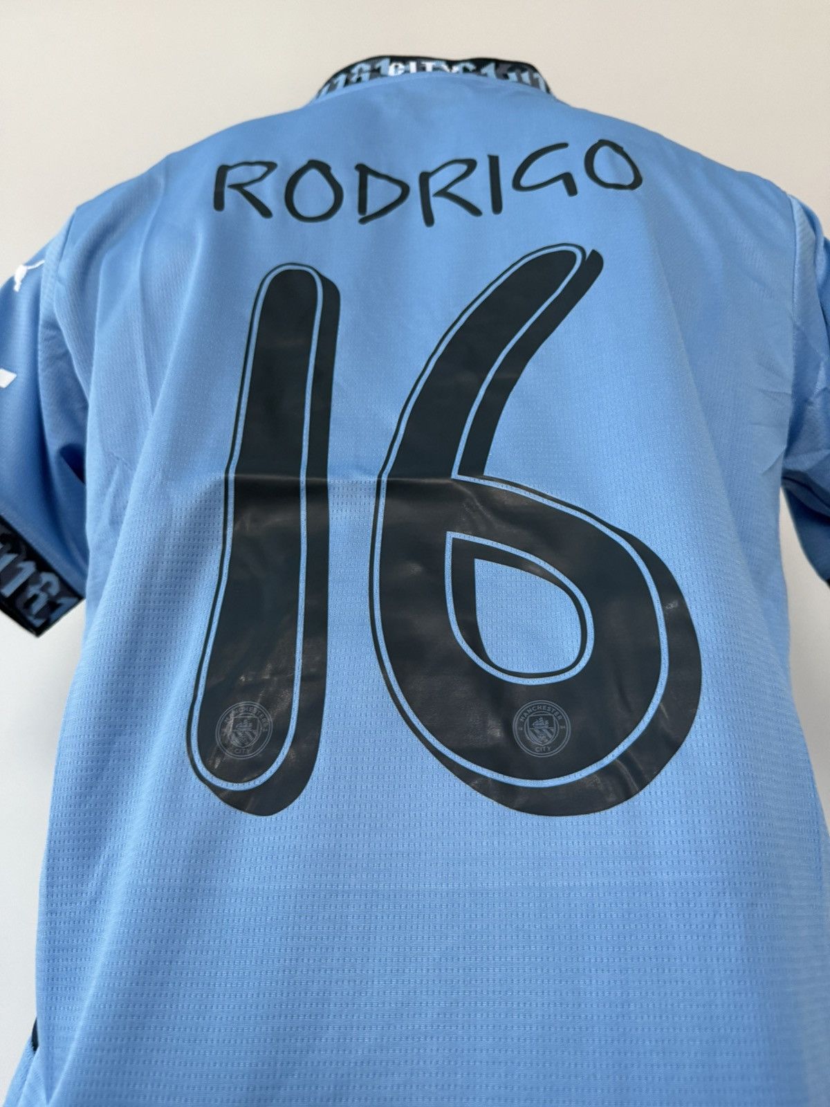 Puma Rodrigo Manchester City CL New Men’s Puma Soccer Jersey - M Size US M / EU 48-50 / 2 - 9 Thumbnail