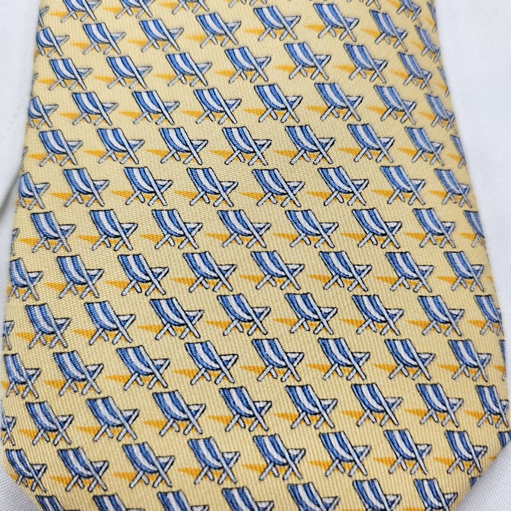 Vineyard Vines Vineyard Vines Necktie Men's Yellow Blue Beach Chairs Handmade Silk USA Tie Size ONE SIZE - 2 Thumbnail