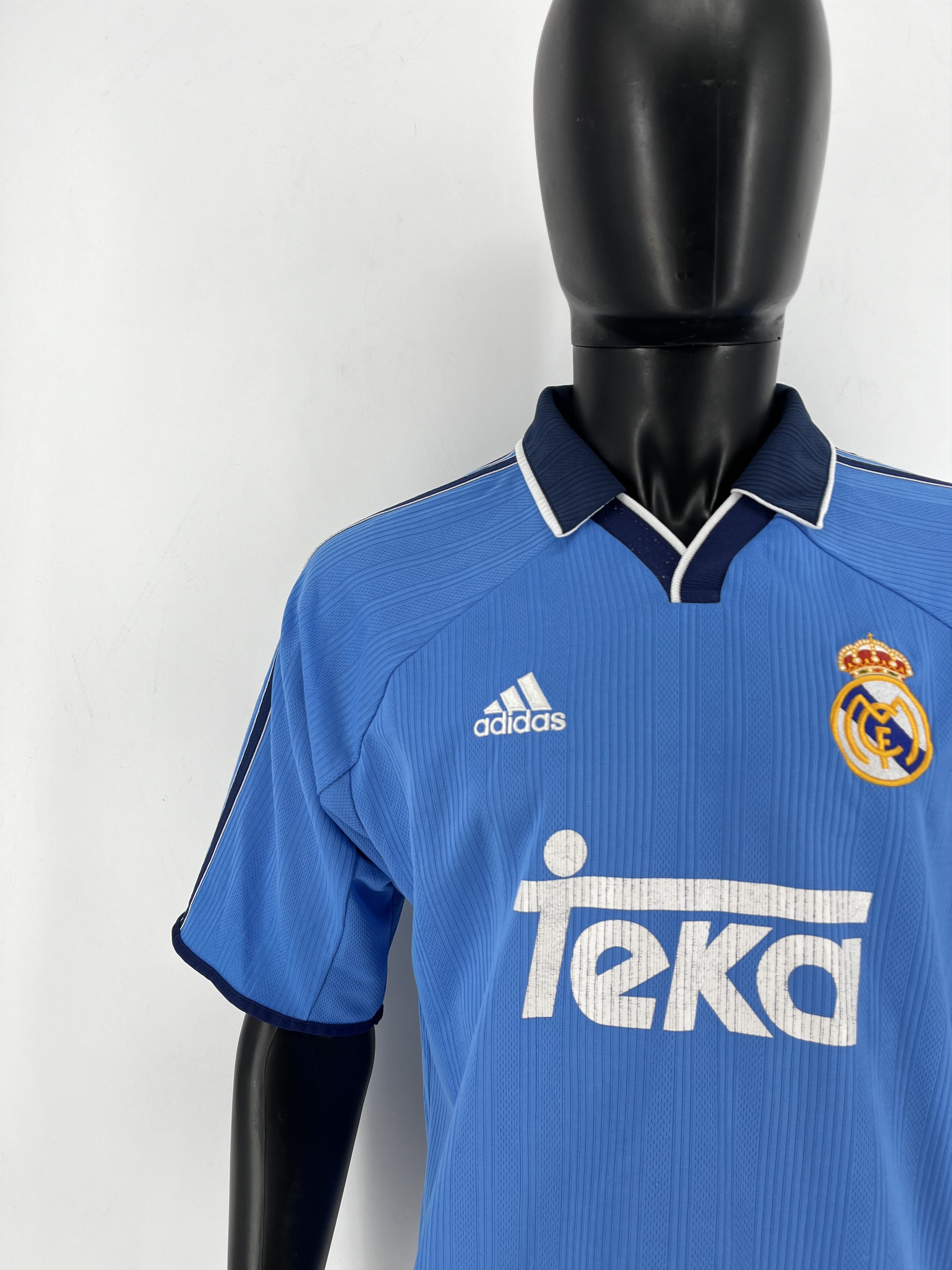 Adidas Vintage Real Madrid Raúl 7 Jersey – 1997/98 Adidas Teka Kit” Size US M / EU 48-50 / 2 - 7 Thumbnail