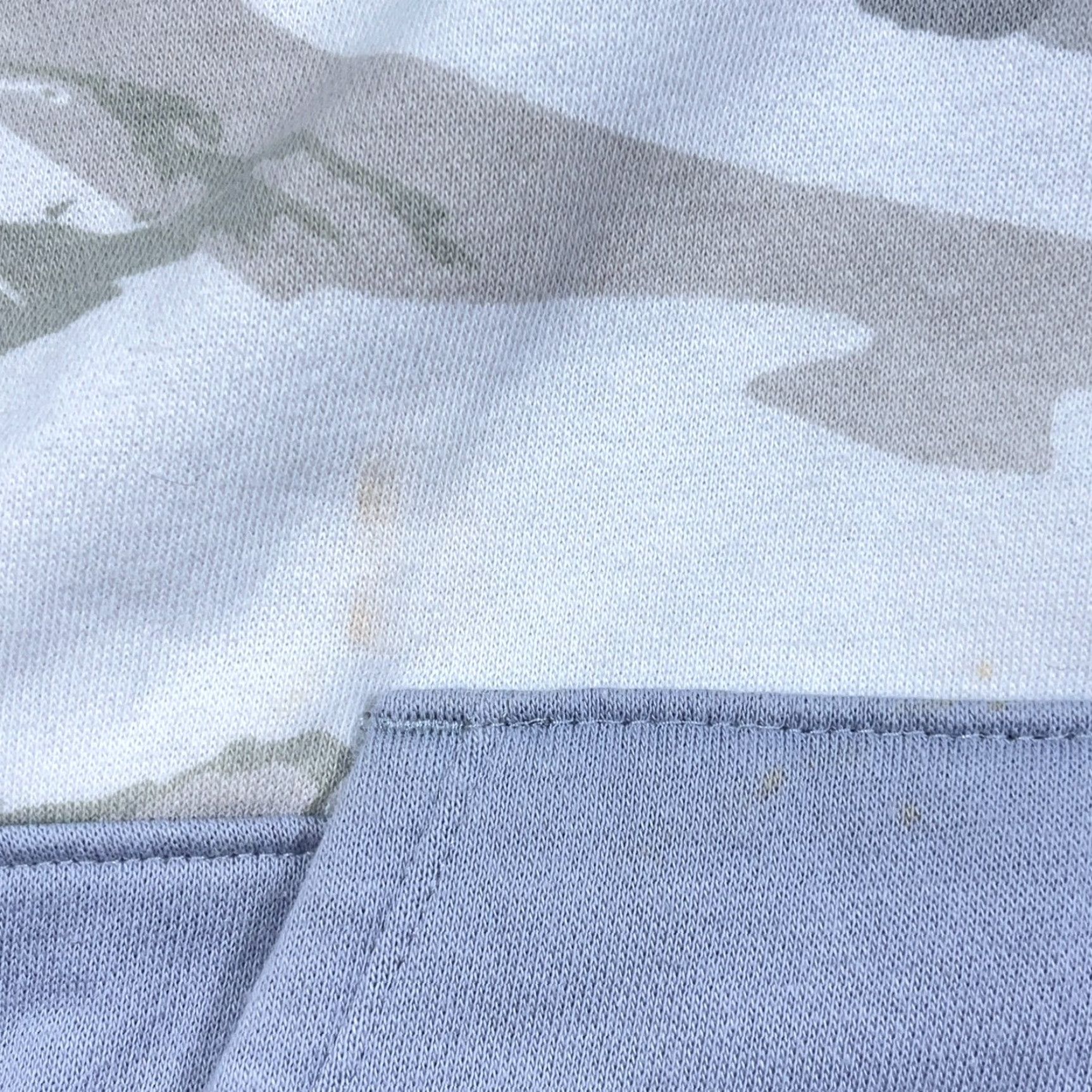 Under Armour Under Armor Hoodie Women L Gray Sweatshirt Sweater Loose Fit Geometric Camo Womens Size L / US 10 / IT 46 - 5 Thumbnail